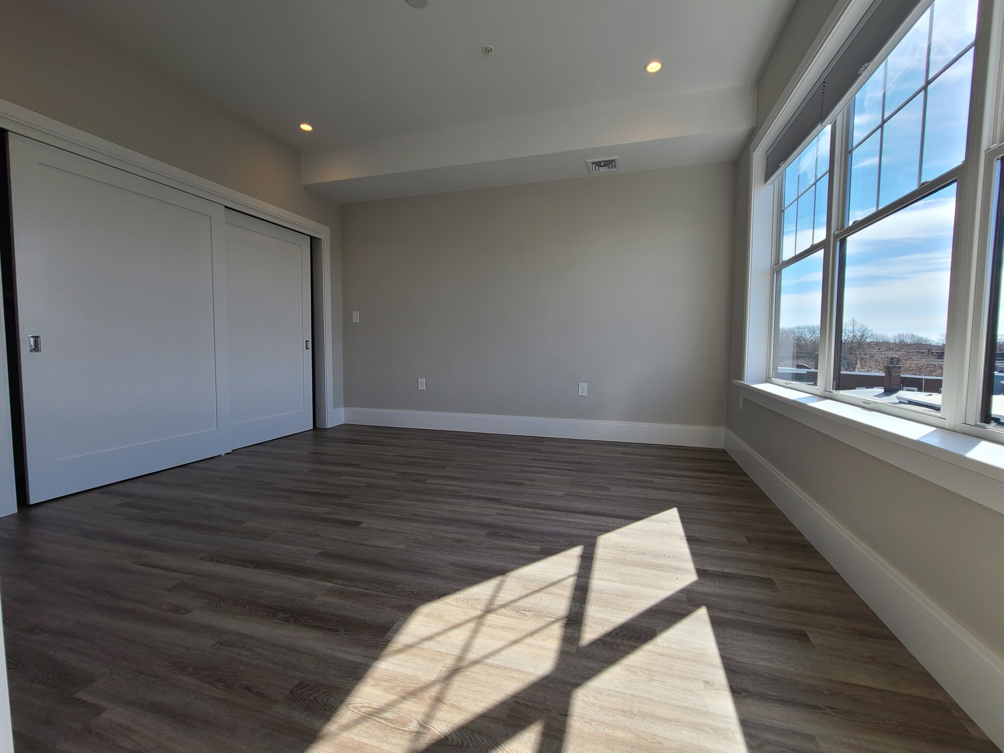 3 bed, 2 bath apartment for rent at 27 Vinton St Unit 3, South Boston — photo 17 of 33