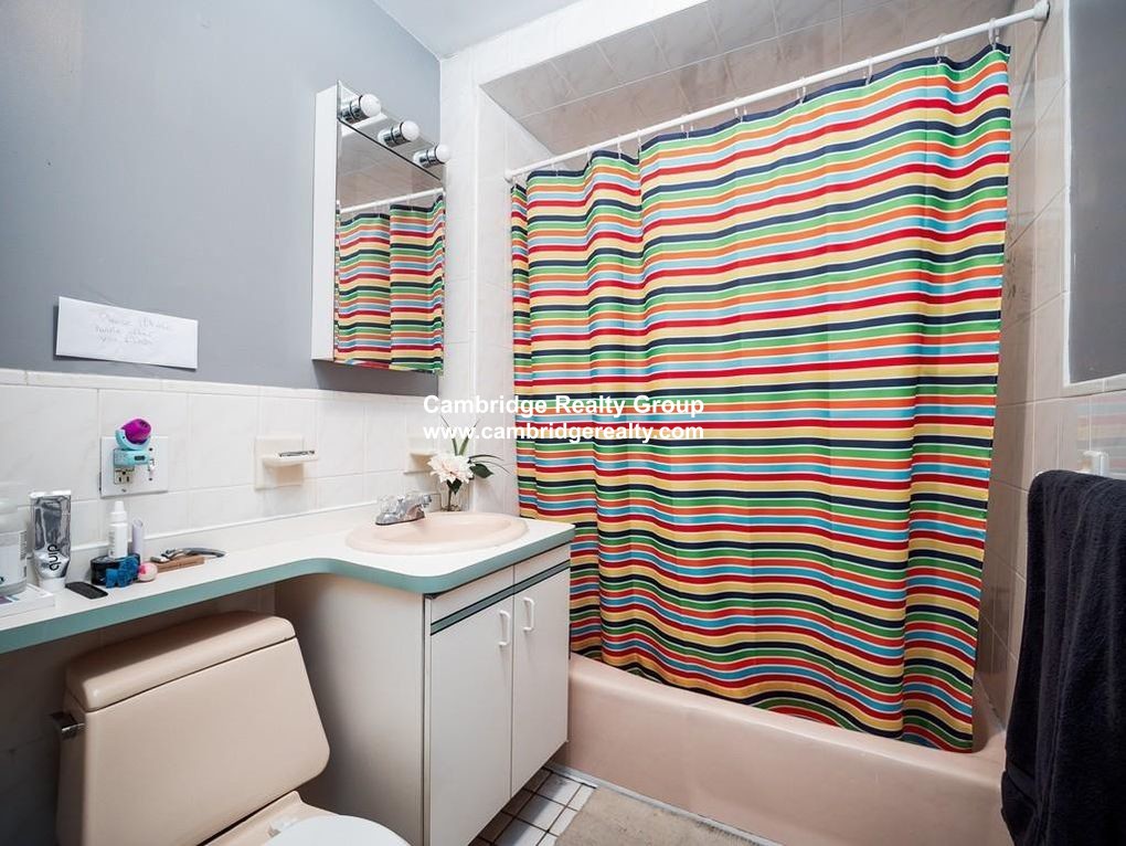 2 bed, 1 bath apartment for rent at 11 Eliot St Unit 1, Spring Hill — photo 14 of 14