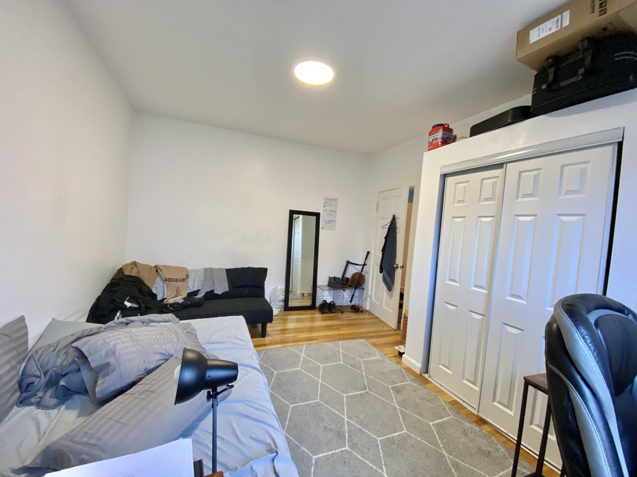 3 bed, 1 bath apartment for rent at 13 Higgins St Unit T, Allston — photo 16 of 17