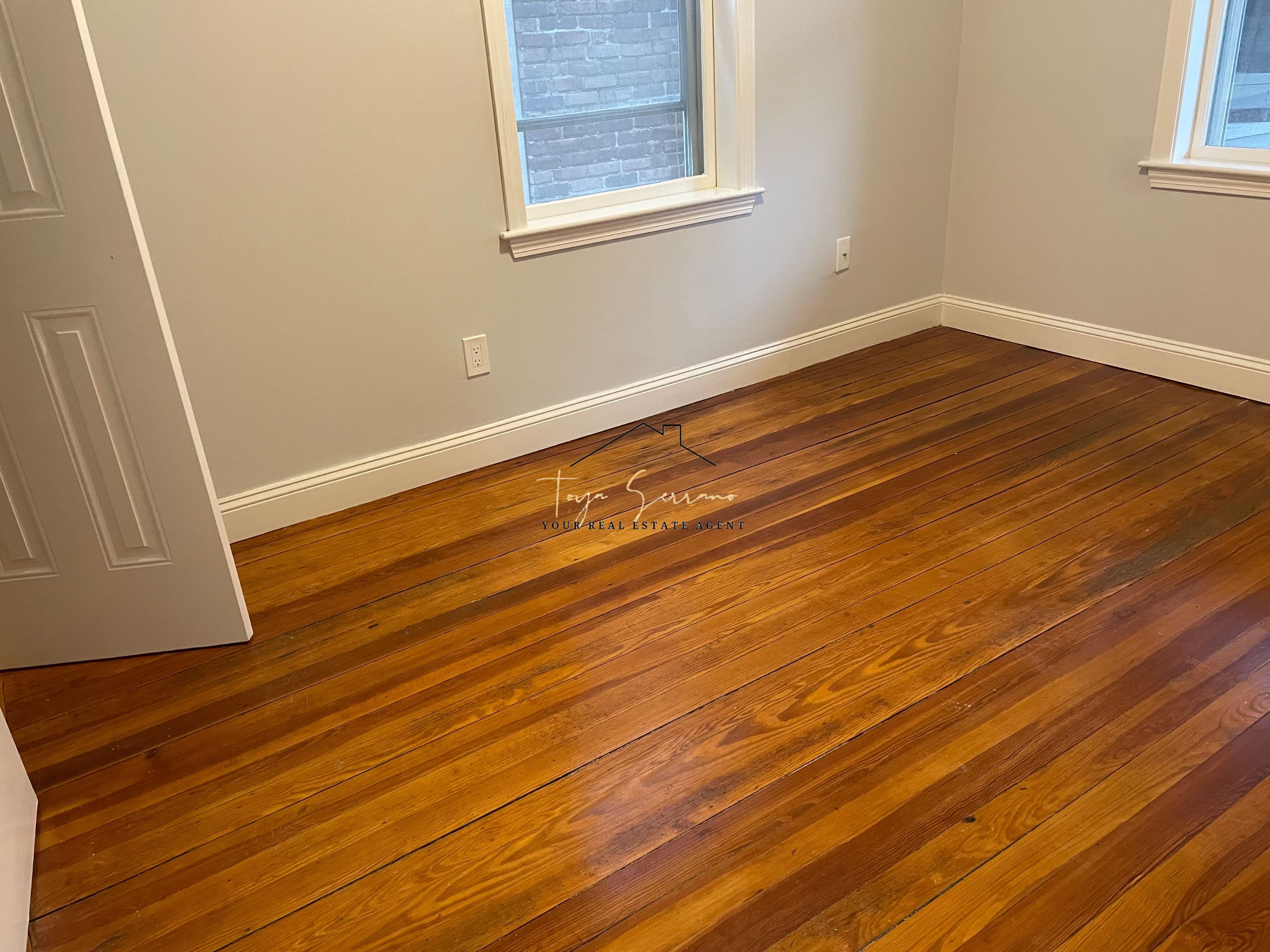 4 bed, 1 bath apartment for rent at 131 Cottage St Unit 2TS, East Boston — photo 2 of 17