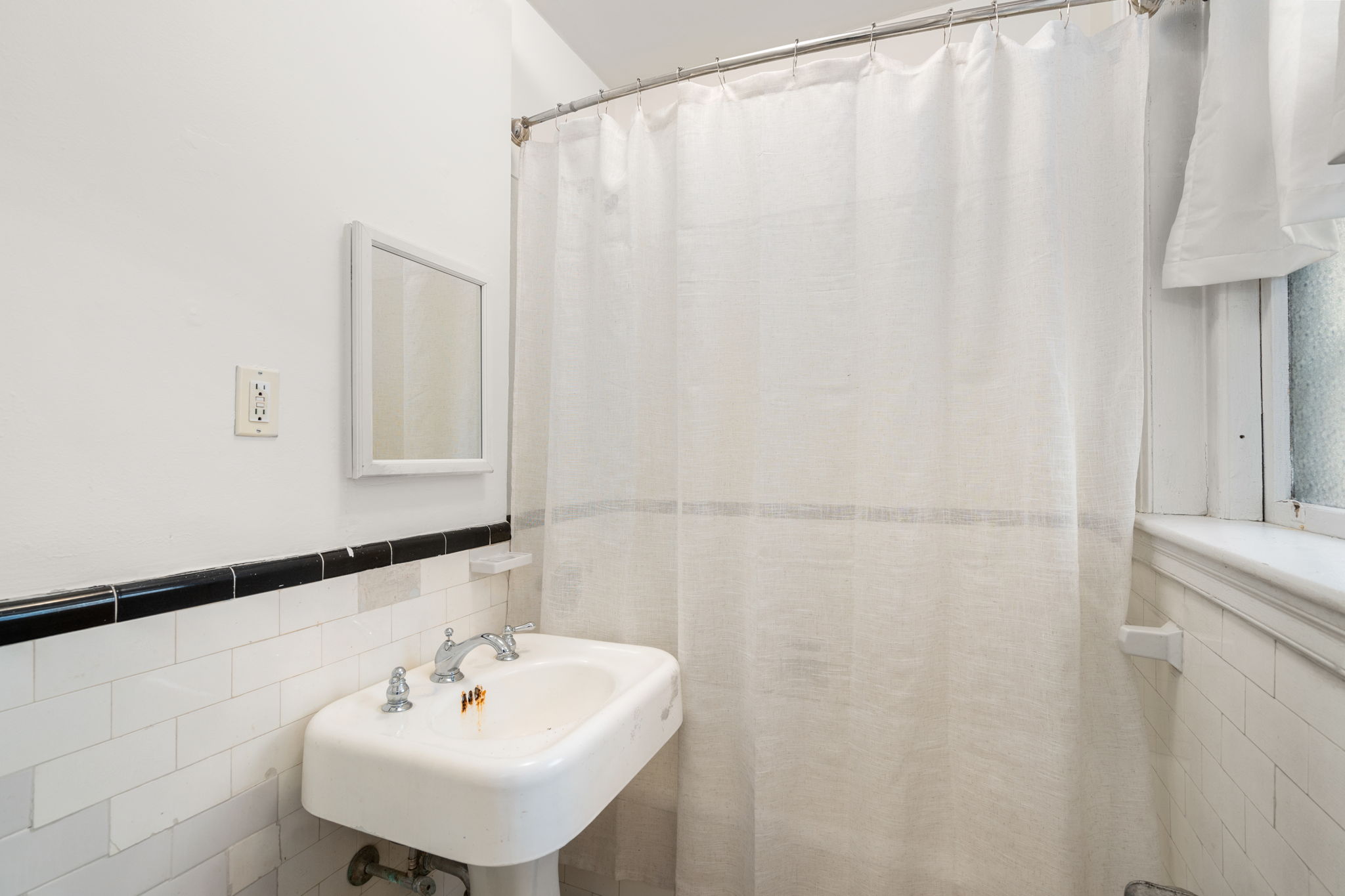 1 bed, 1 bath apartment for rent at 249 Chestnut Hill Ave Unit 23, Brighton — photo 16 of 29
