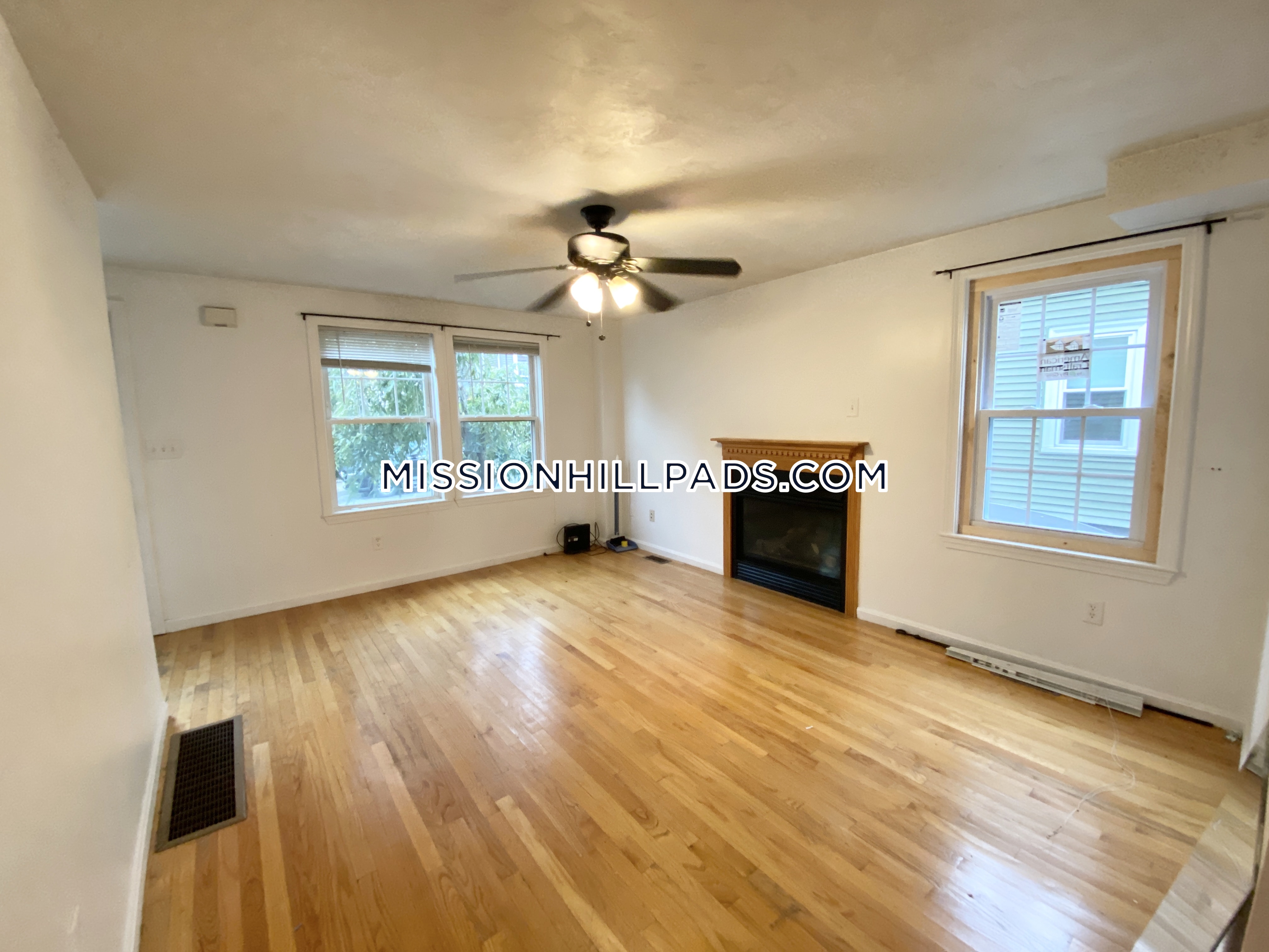 3 bed, 2.5 bath apartment for rent at 174 Calumet St Unit 1, Mission Hill — photo 5 of 32
