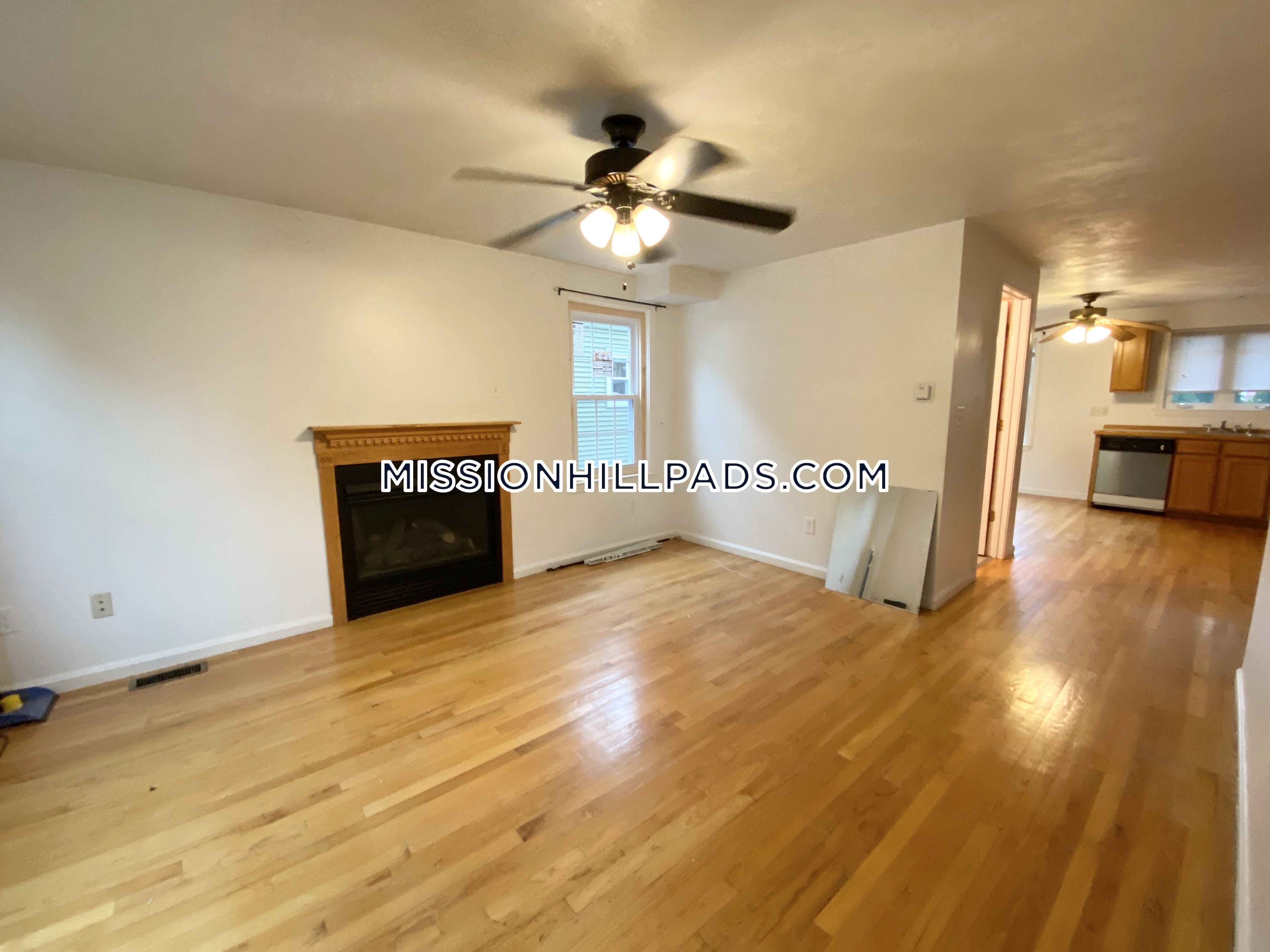 3 bed, 2.5 bath apartment for rent at 174 Calumet St Unit 1, Mission Hill — photo 15 of 32