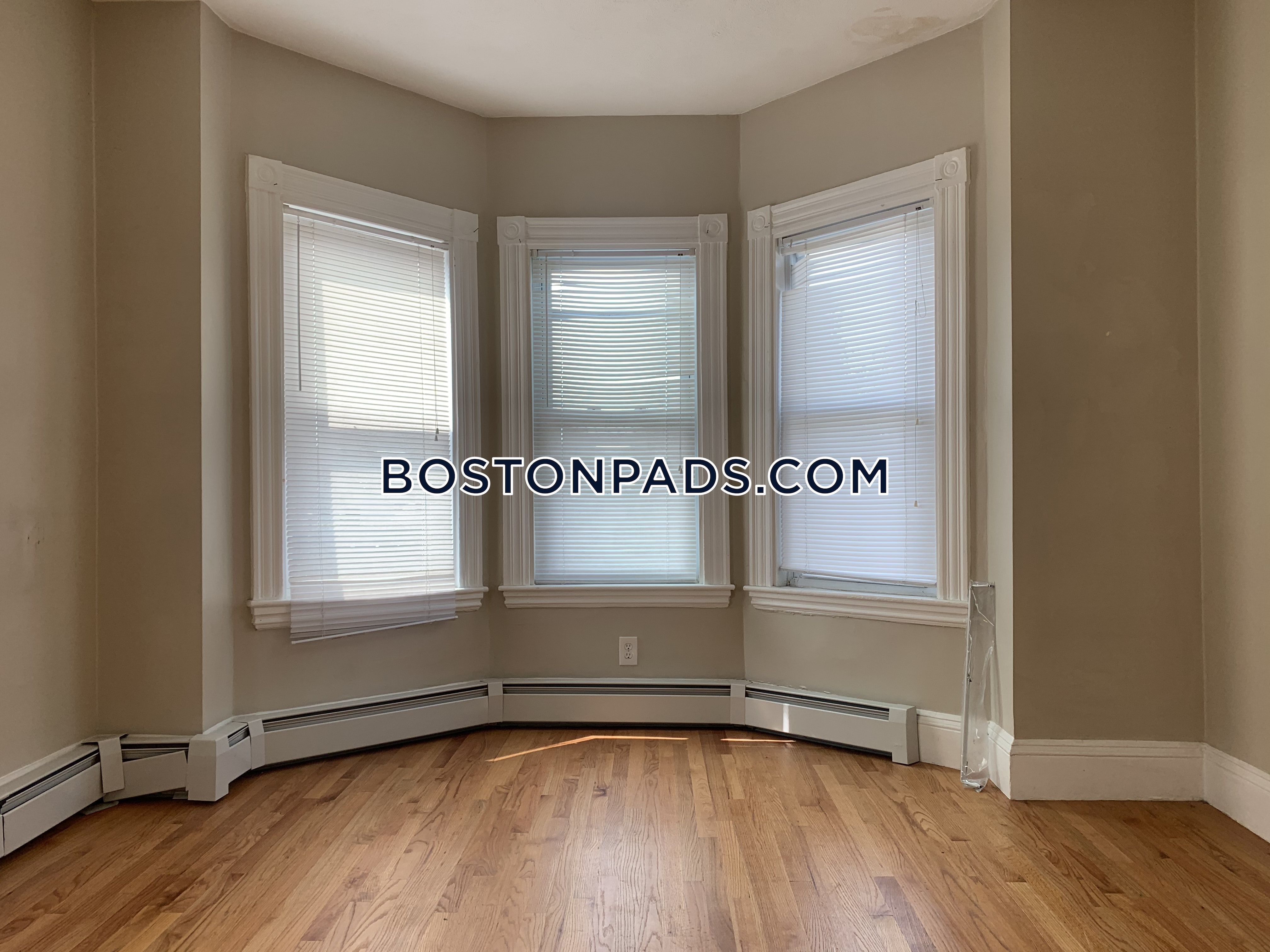 3 bed, 1 bath apartment for rent at 515 Medford St, Winter Hill — photo 16 of 38