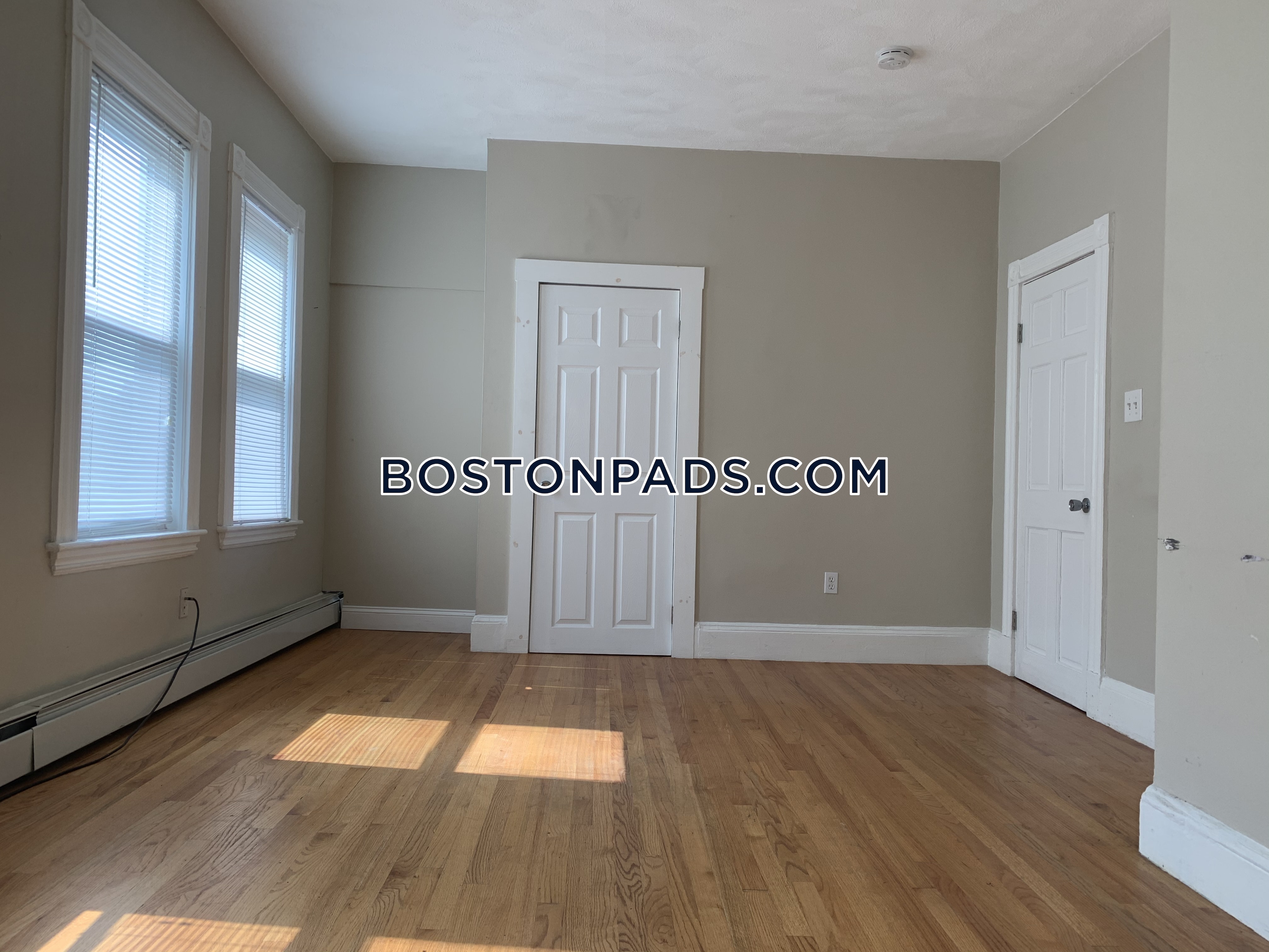3 bed, 1 bath apartment for rent at 515 Medford St, Winter Hill — photo 19 of 38