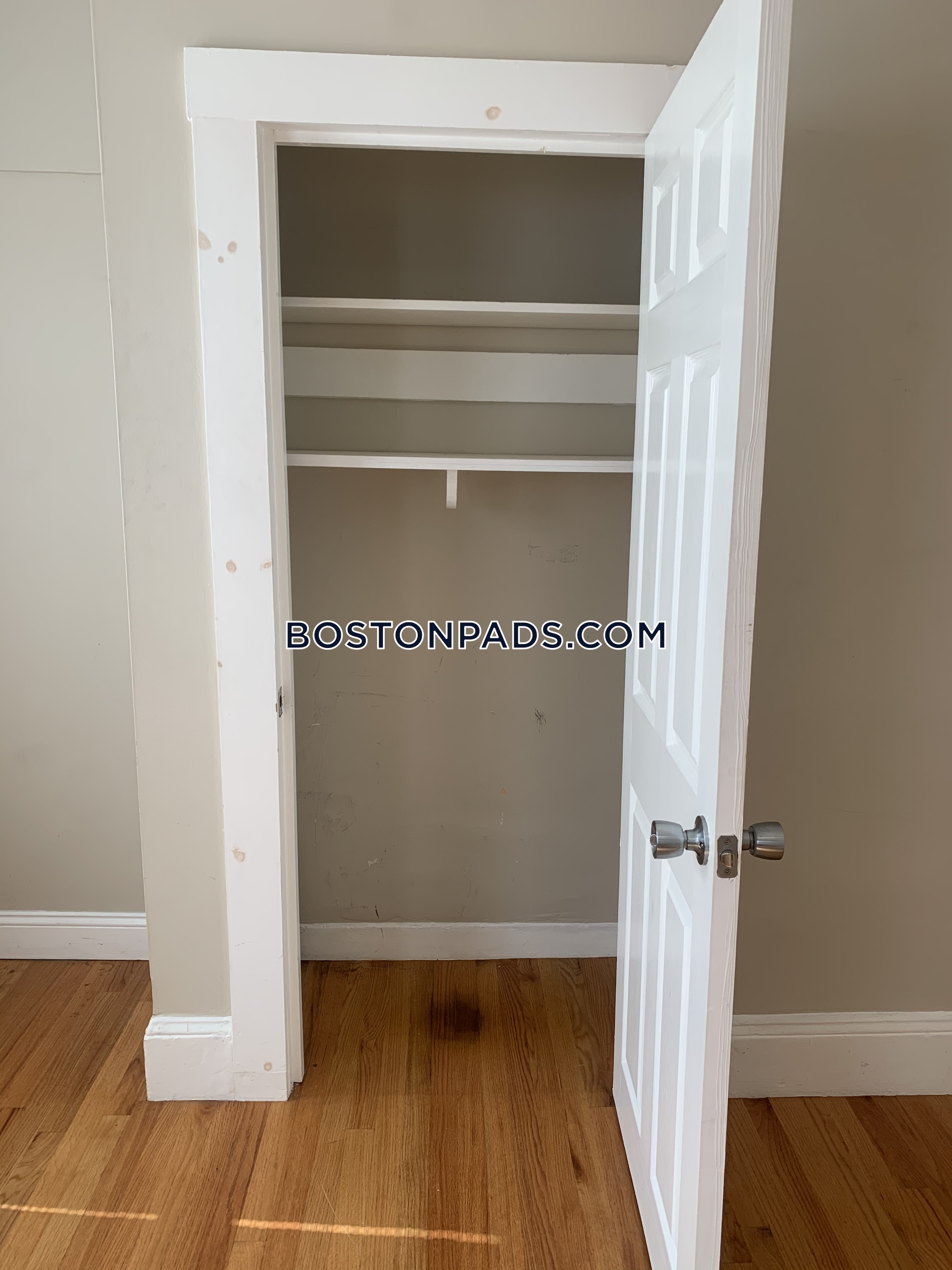 3 bed, 1 bath apartment for rent at 515 Medford St, Winter Hill — photo 20 of 38