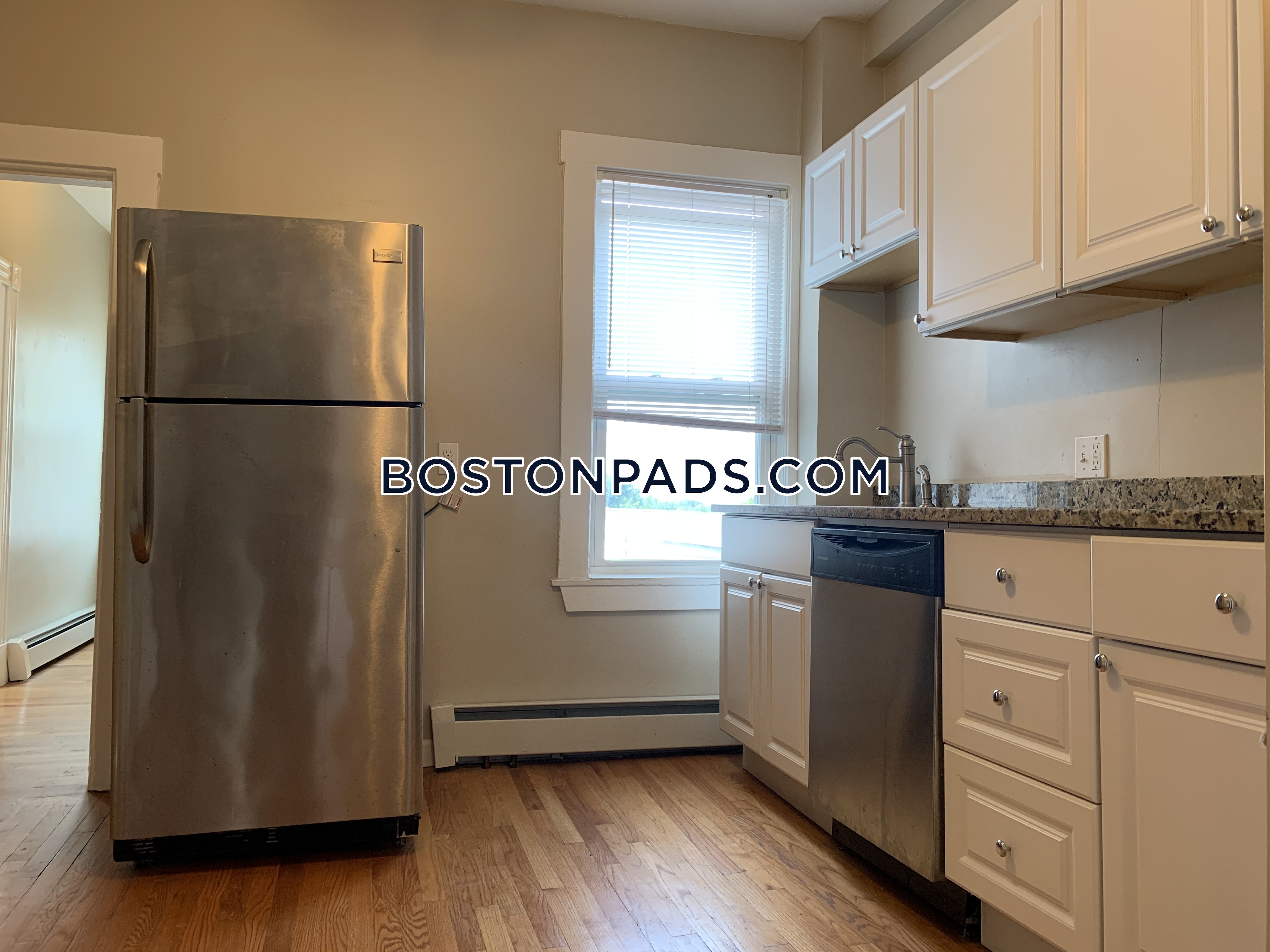 3 bed, 1 bath apartment for rent at 515 Medford St, Winter Hill — photo 21 of 38