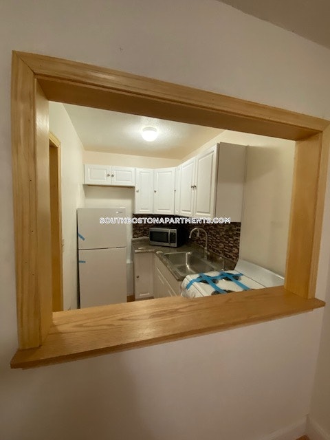 1 bed, 1 bath apartment for rent at 21 Boston St Unit 2, South Boston — photo 8 of 18