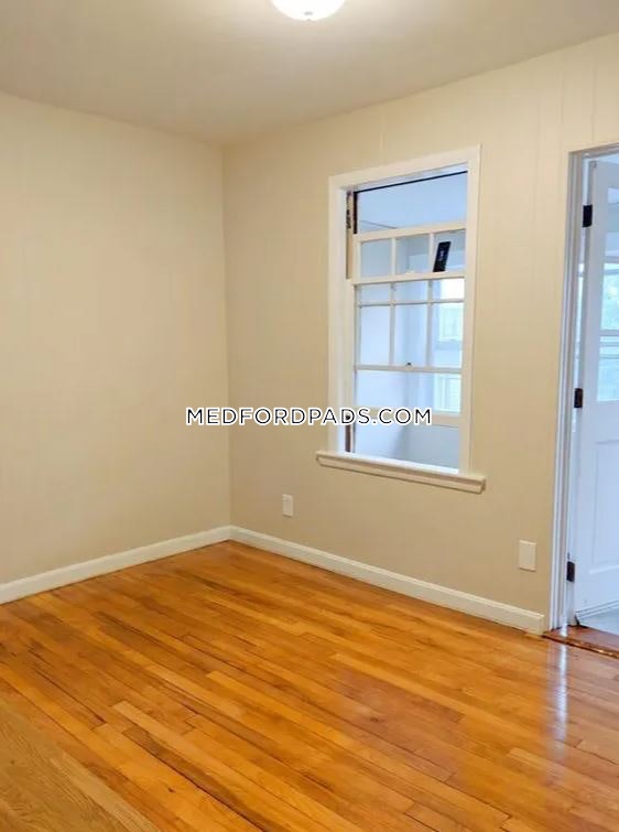4 bed, 1 bath apartment for rent at 288 Boston Ave Unit 2, Tufts University — photo 27 of 44
