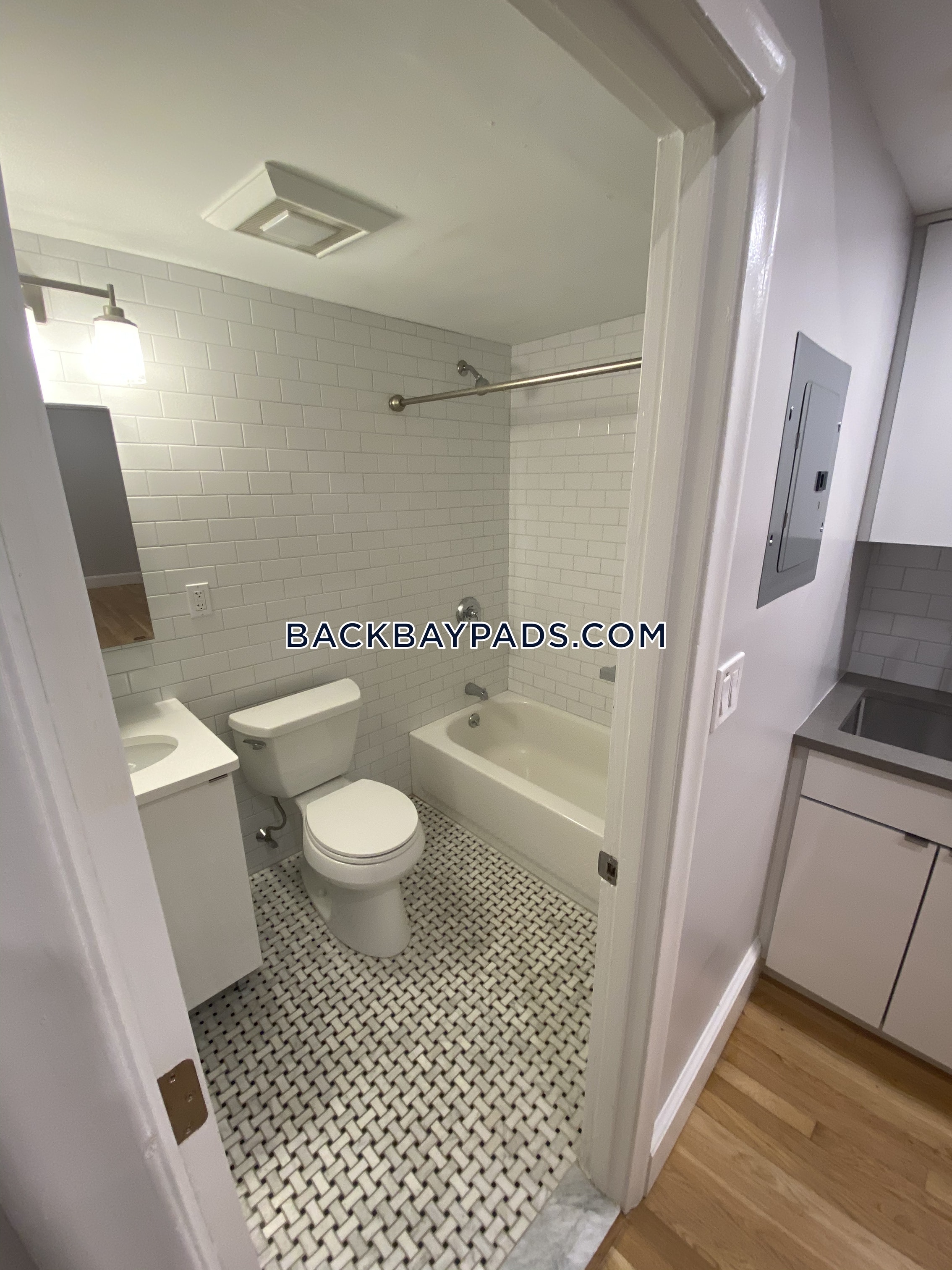 2 bed, 1 bath apartment for rent at 829 Boylston St Unit 101, Back Bay — photo 11 of 11