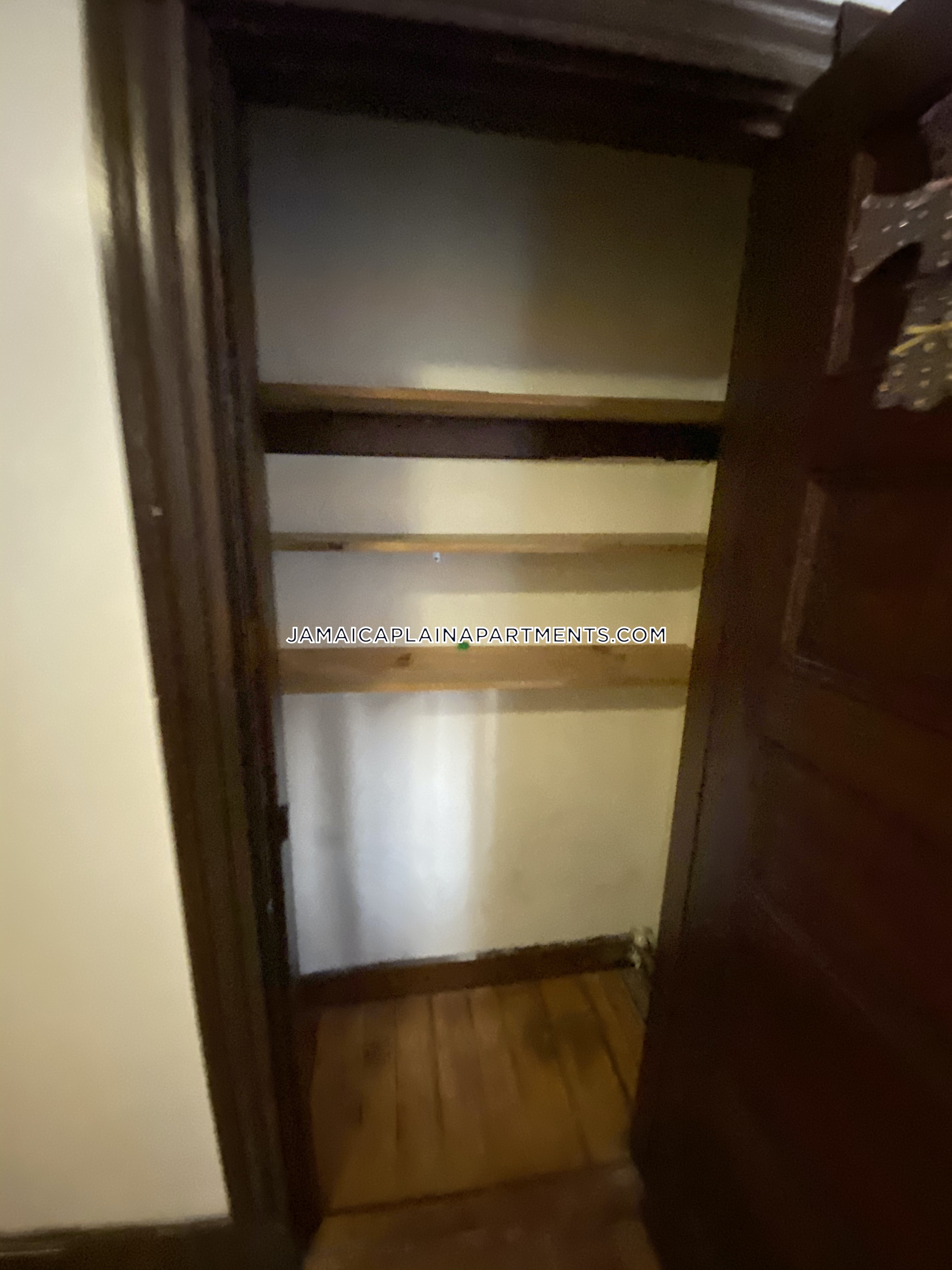 5 bed, 2 bath apartment for rent at 47 Creighton St Unit 3, Jamaica Plain — photo 31 of 117