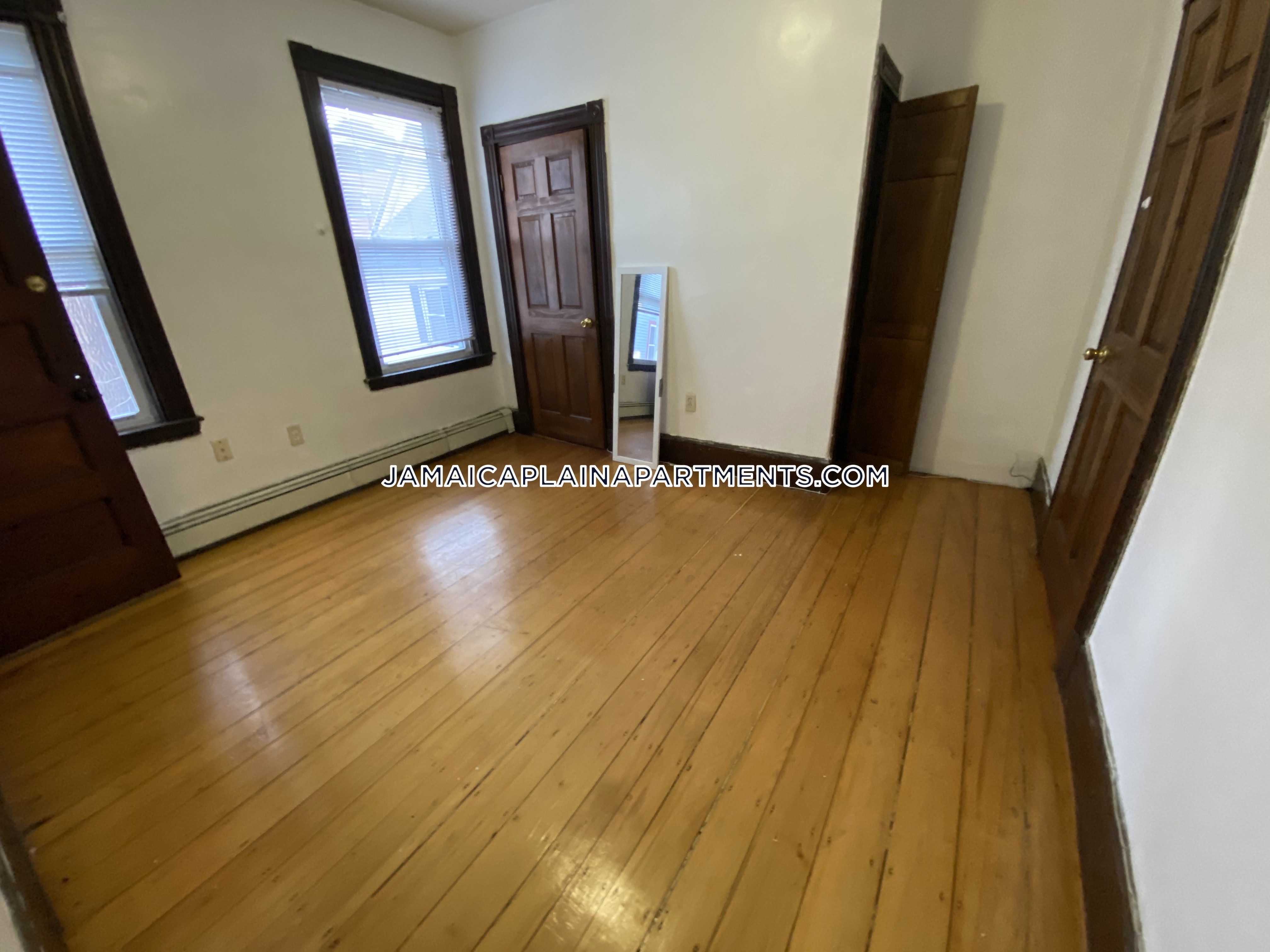 5 bed, 2 bath apartment for rent at 47 Creighton St Unit 3, Jamaica Plain — photo 35 of 117