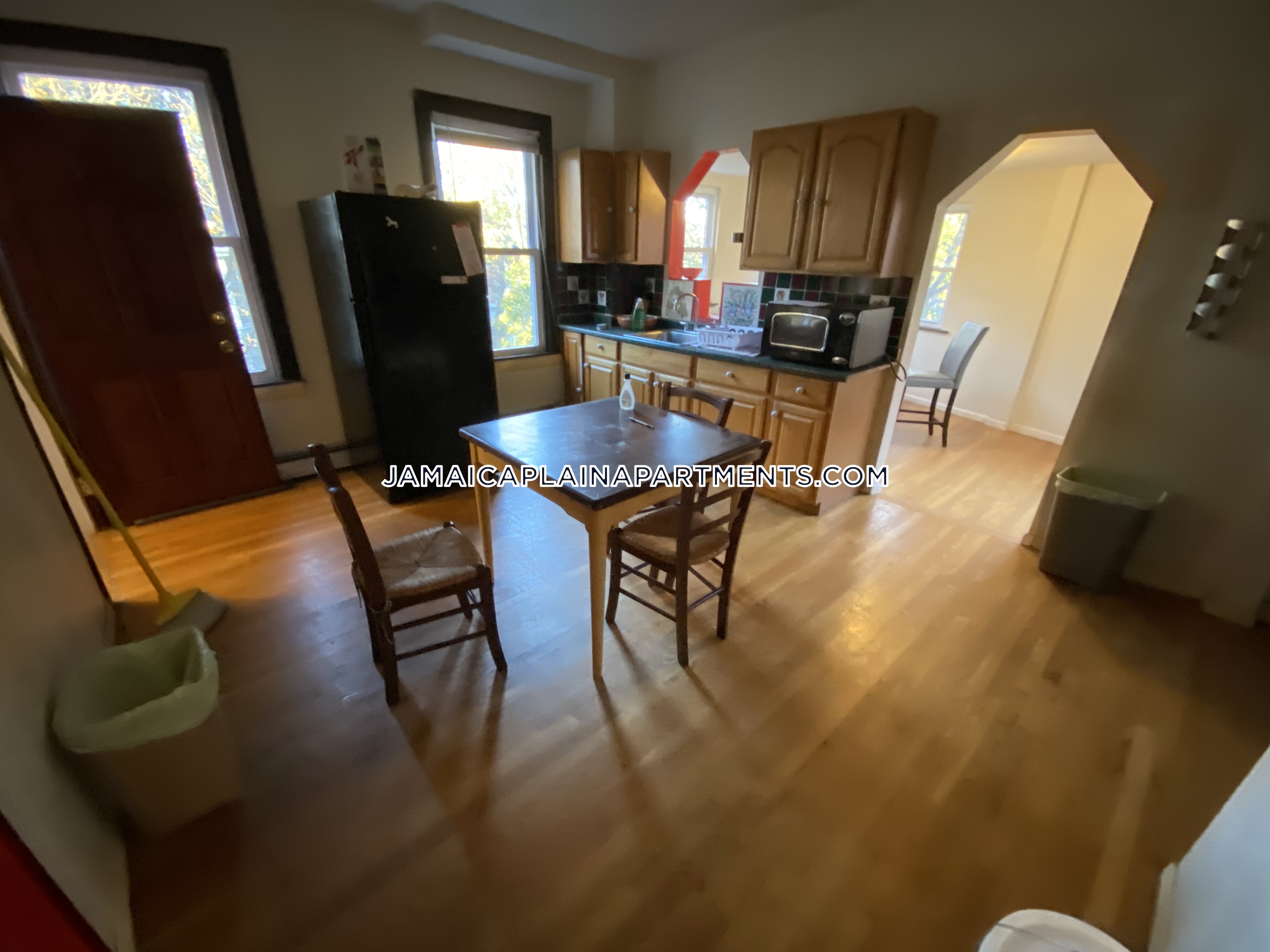 5 bed, 2 bath apartment for rent at 47 Creighton St Unit 3, Jamaica Plain — photo 49 of 117