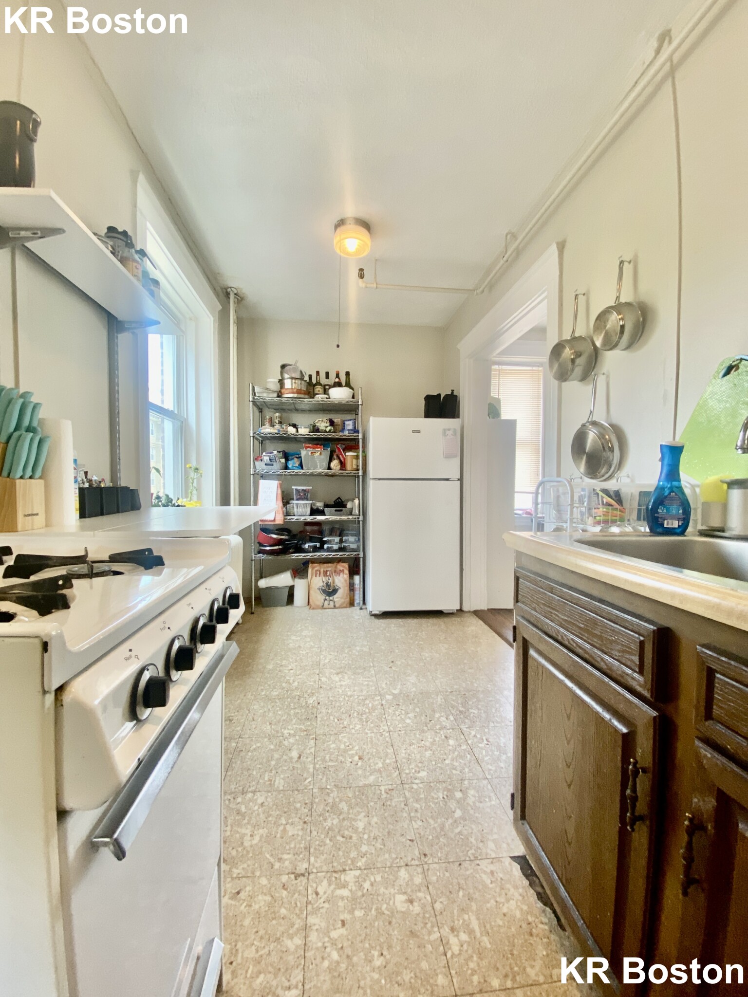 Studio bed, 1 bath apartment for rent at 1607 Commonwealth Ave Unit 28, Brighton — photo 5 of 5