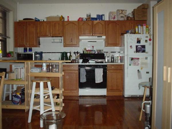 3 bed, 1 bath apartment for rent at 1130 Commonwealth Ave Unit 7, Allston — photo 1 of 3