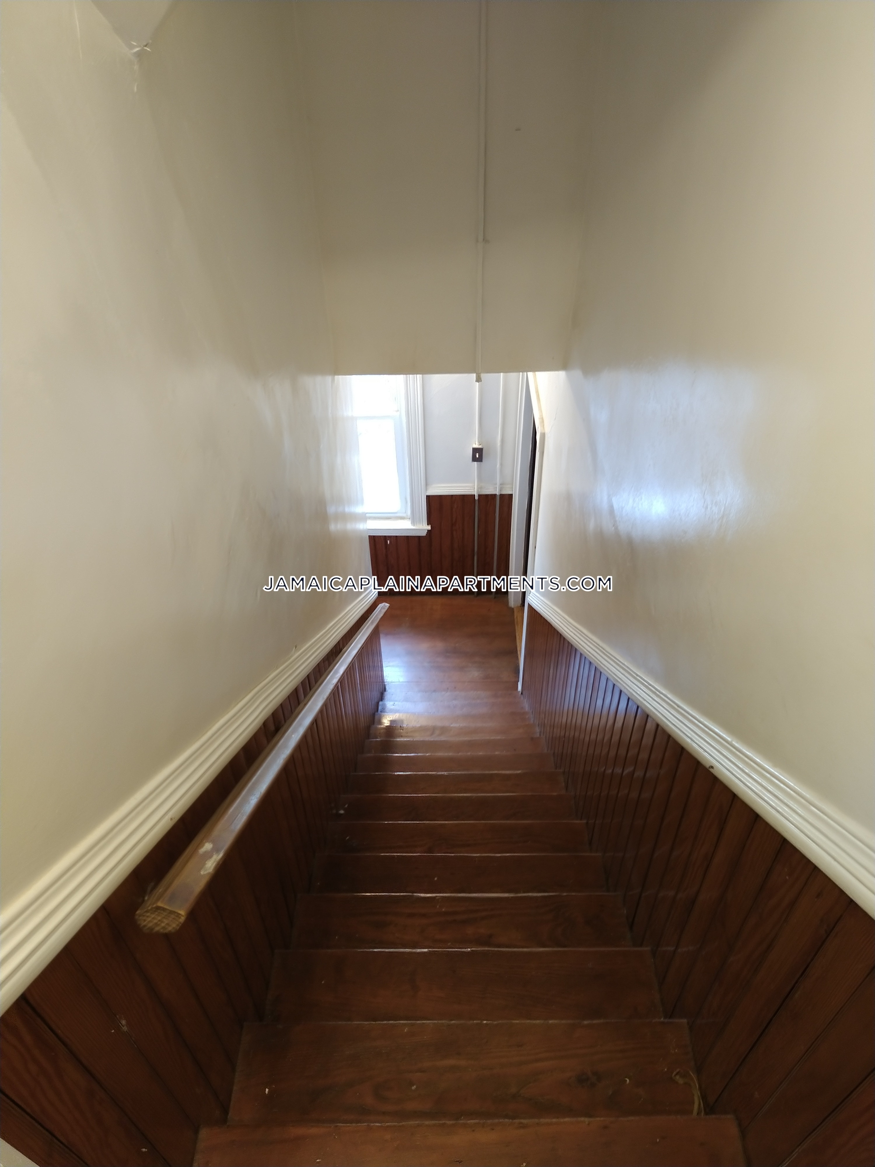 5 bed, 2 bath apartment for rent at 47 Creighton St Unit 3, Jamaica Plain — photo 70 of 117