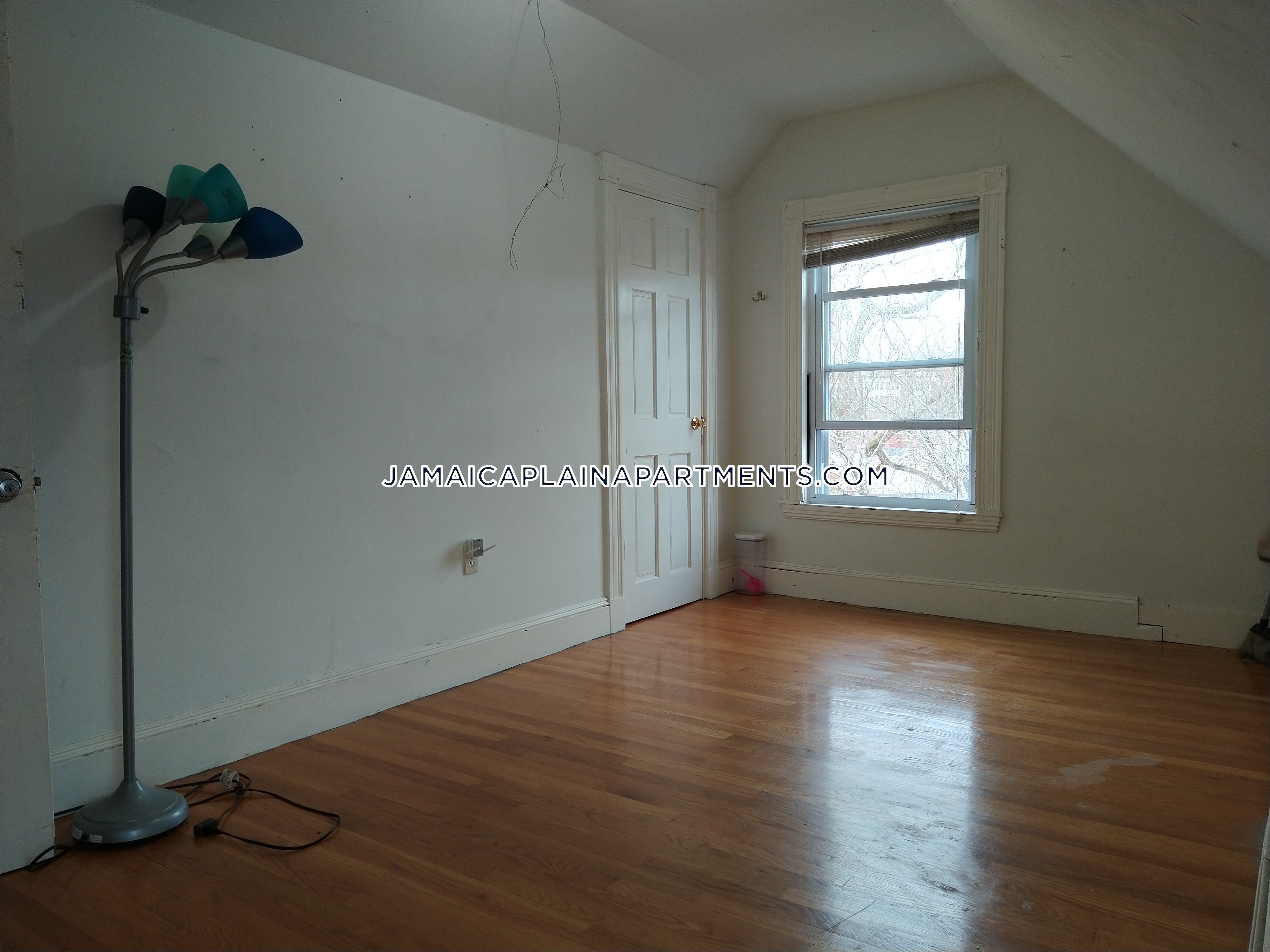 5 bed, 2 bath apartment for rent at 47 Creighton St Unit 3, Jamaica Plain — photo 71 of 117