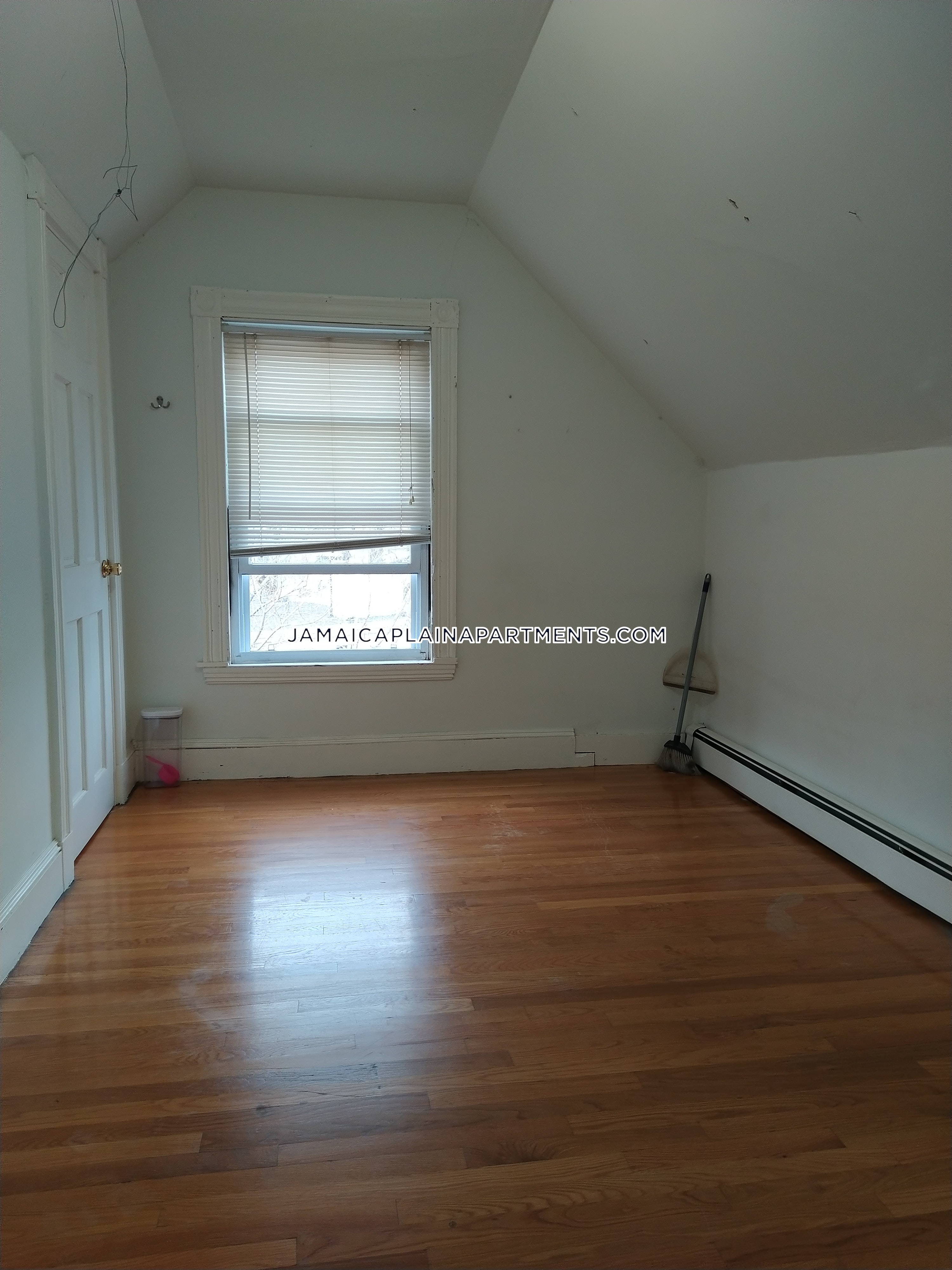 5 bed, 2 bath apartment for rent at 47 Creighton St Unit 3, Jamaica Plain — photo 74 of 117