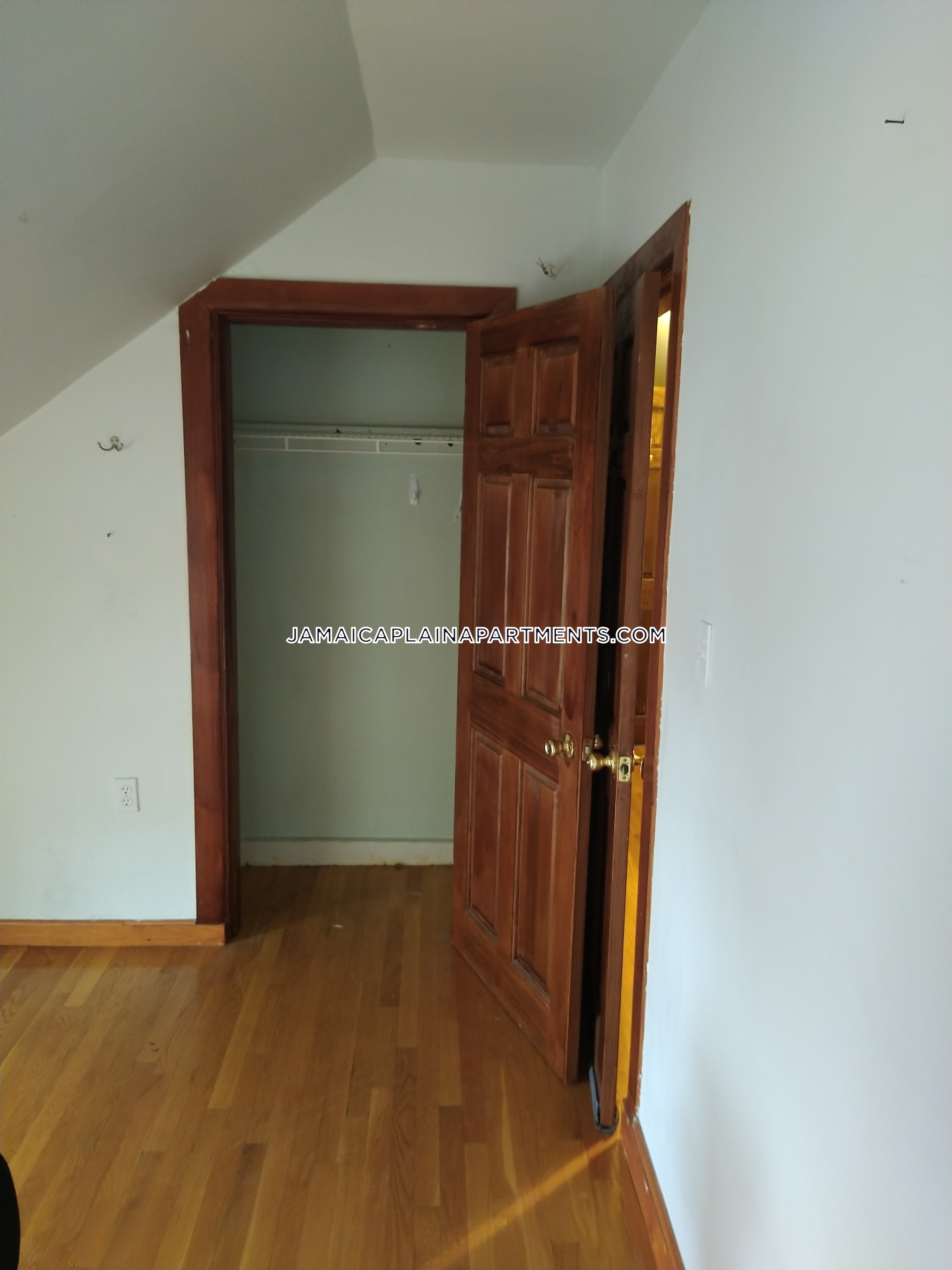 5 bed, 2 bath apartment for rent at 47 Creighton St Unit 3, Jamaica Plain — photo 75 of 117