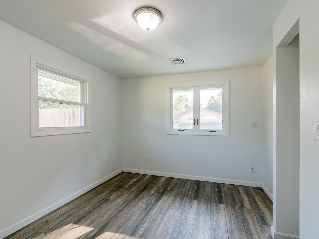 4 Arbetter, Framingham