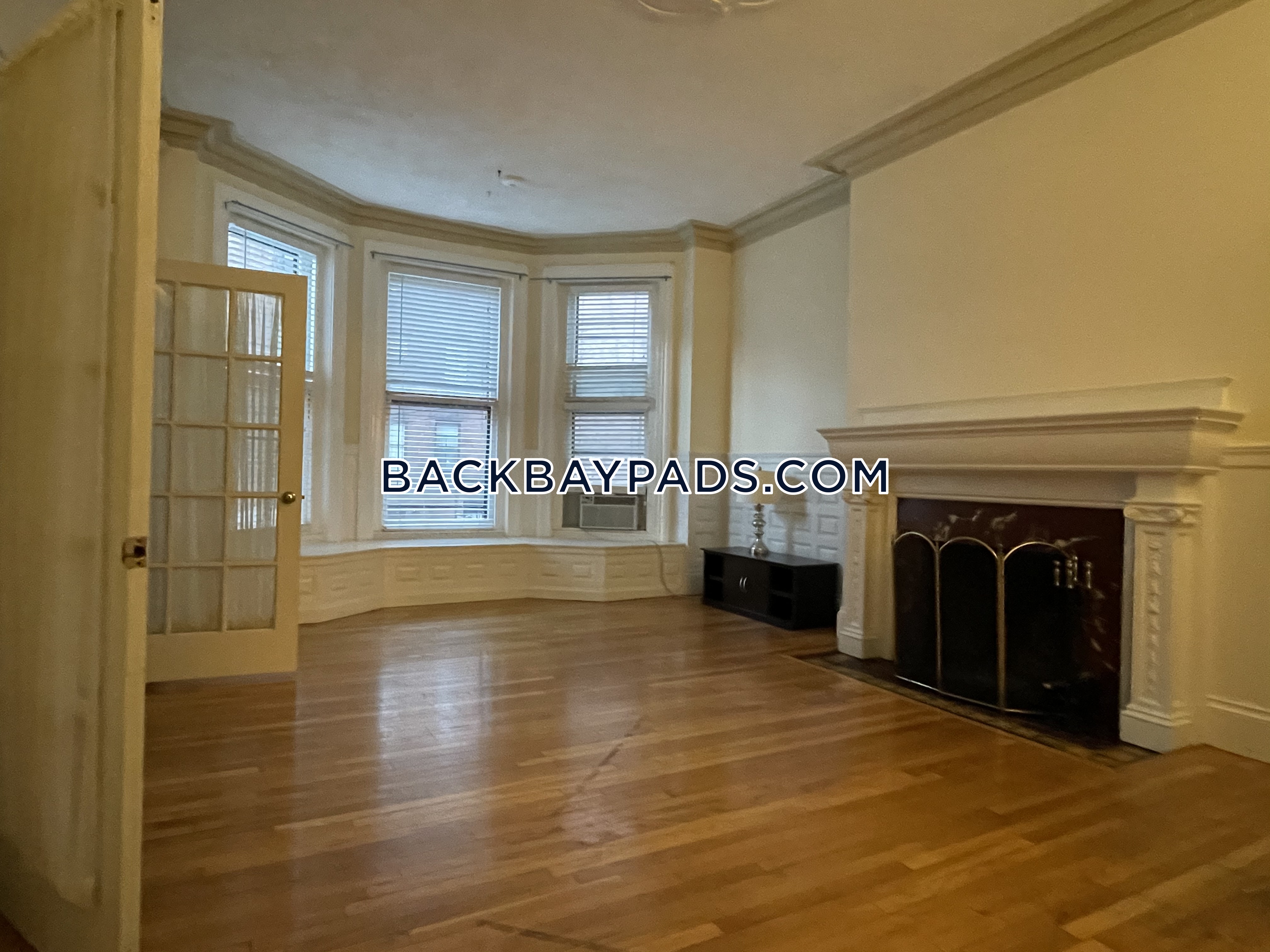 1 bed, 1 bath apartment for rent at 473 Beacon St Unit 3, Back Bay — photo 5 of 9