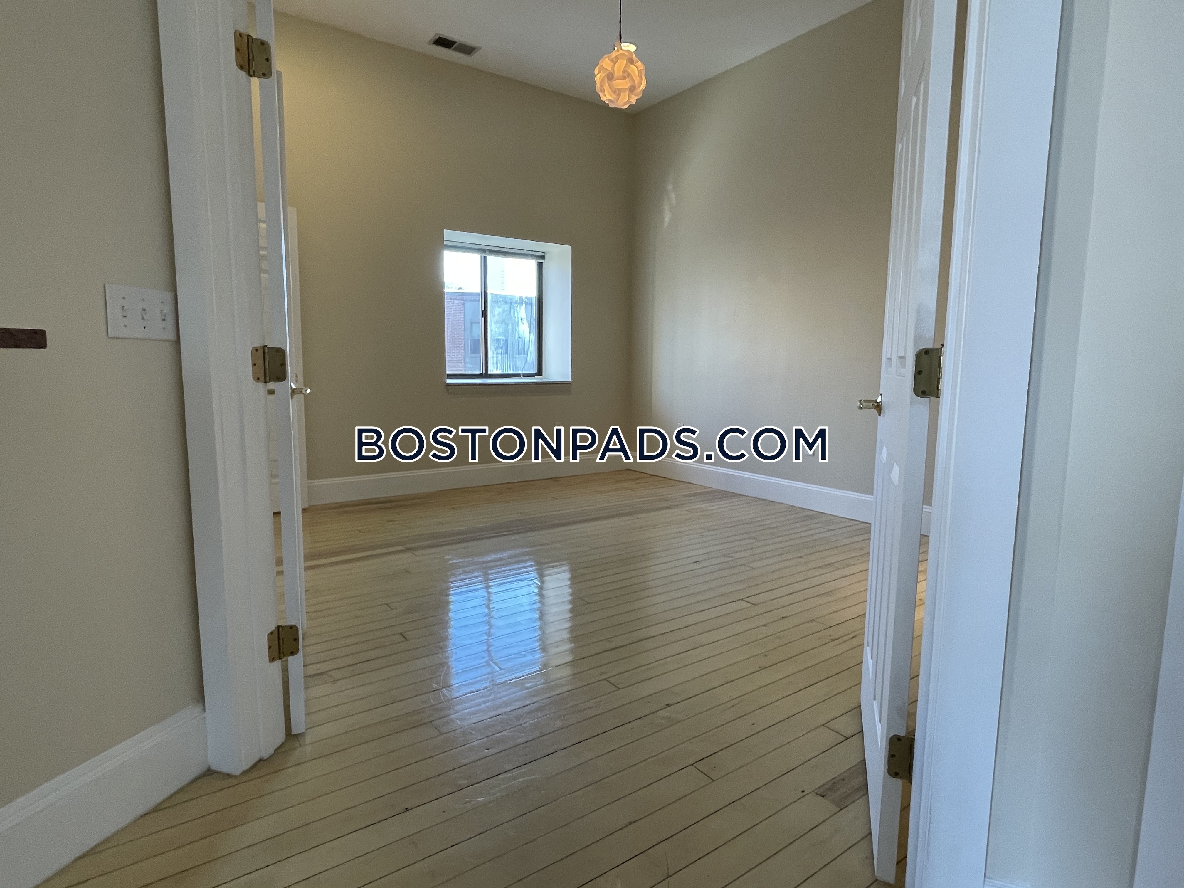 1 bed, 1 bath apartment for rent at 108 Richmond St Unit 7, North End — photo 11 of 35