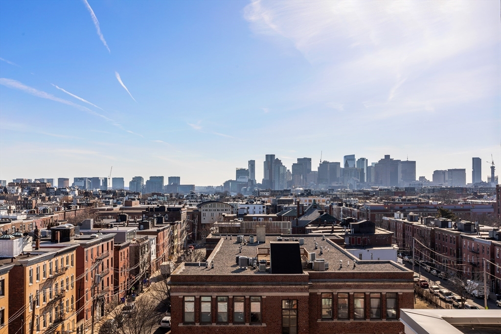 156 Porter St, East Boston