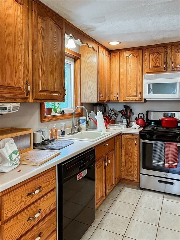 9 Putney Circle, Billerica