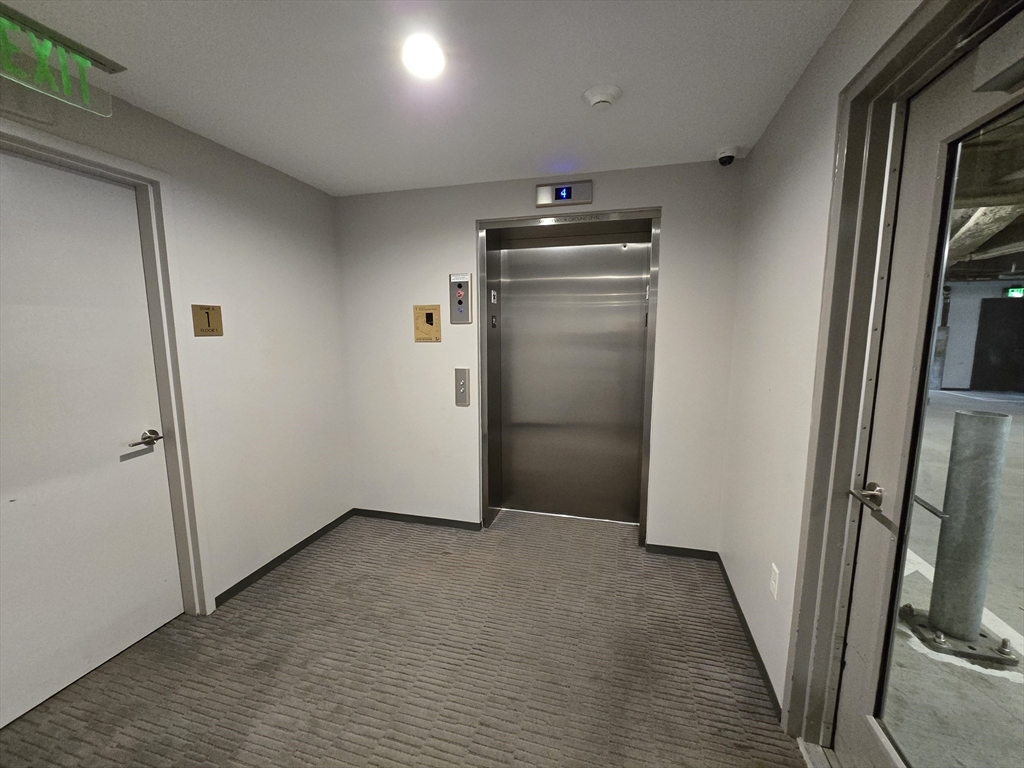 57 Quincy Shore Dr, Quincy