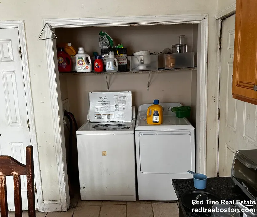 40 Hooker St, Allston