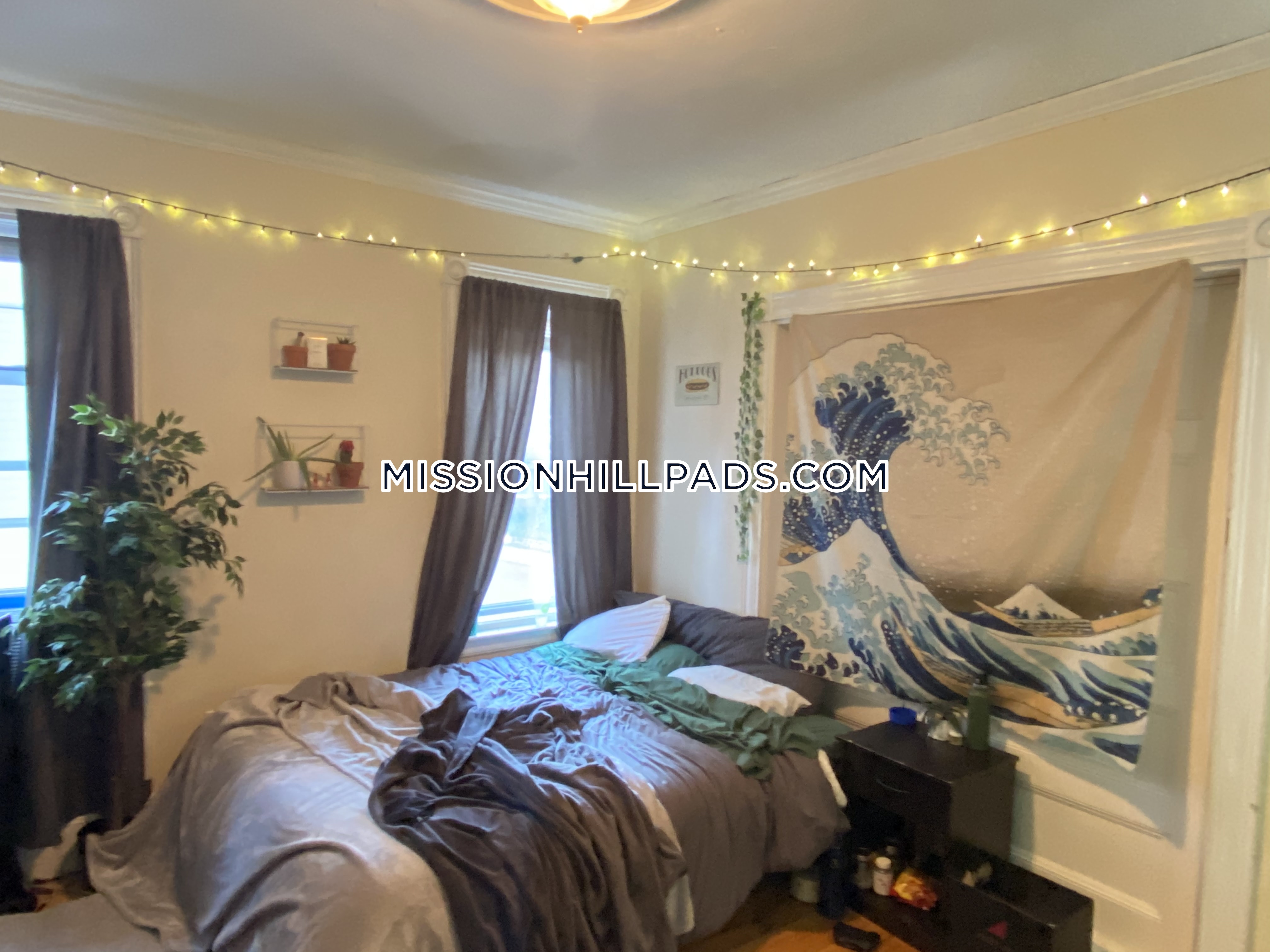 4 bed, 1 bath apartment for rent at 130 Calumet St Unit 2, Mission Hill — photo 11 of 15