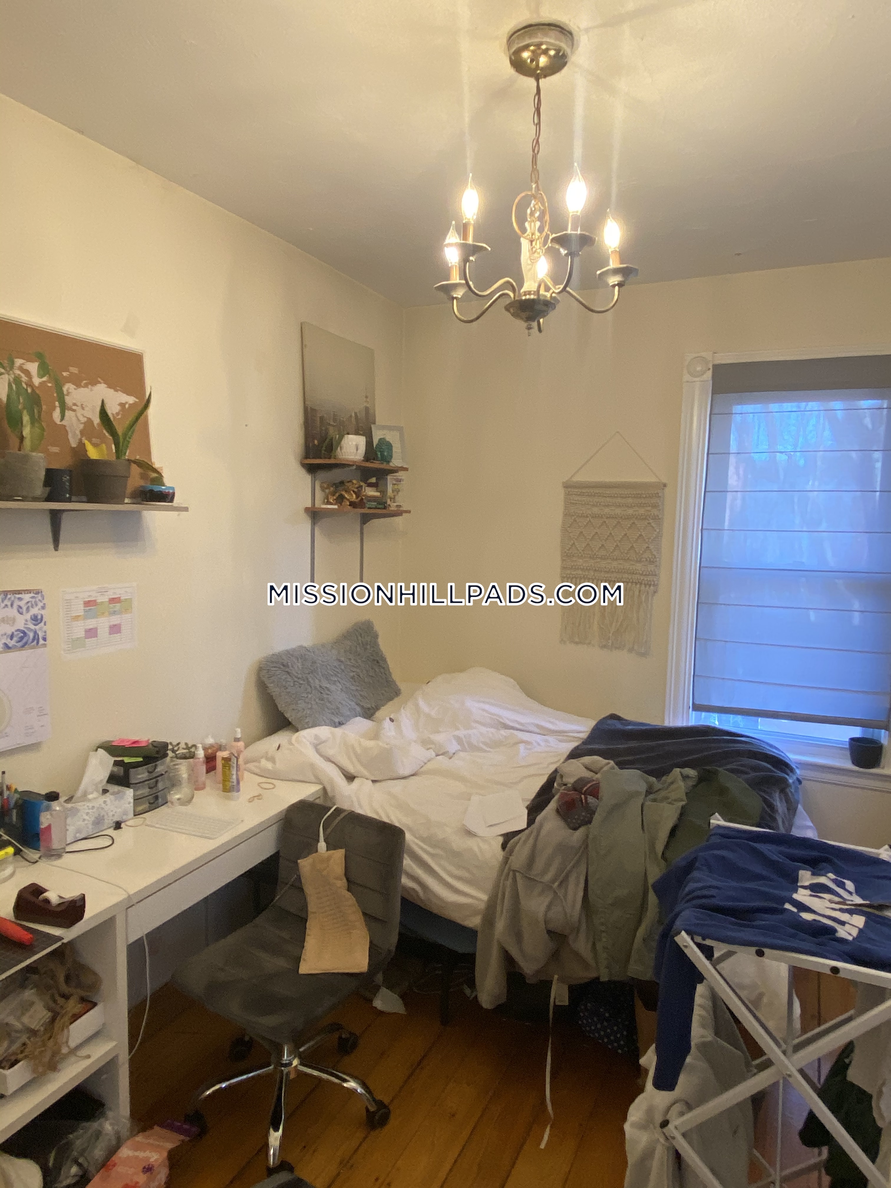 4 bed, 1 bath apartment for rent at 130 Calumet St Unit 2, Mission Hill — photo 8 of 15