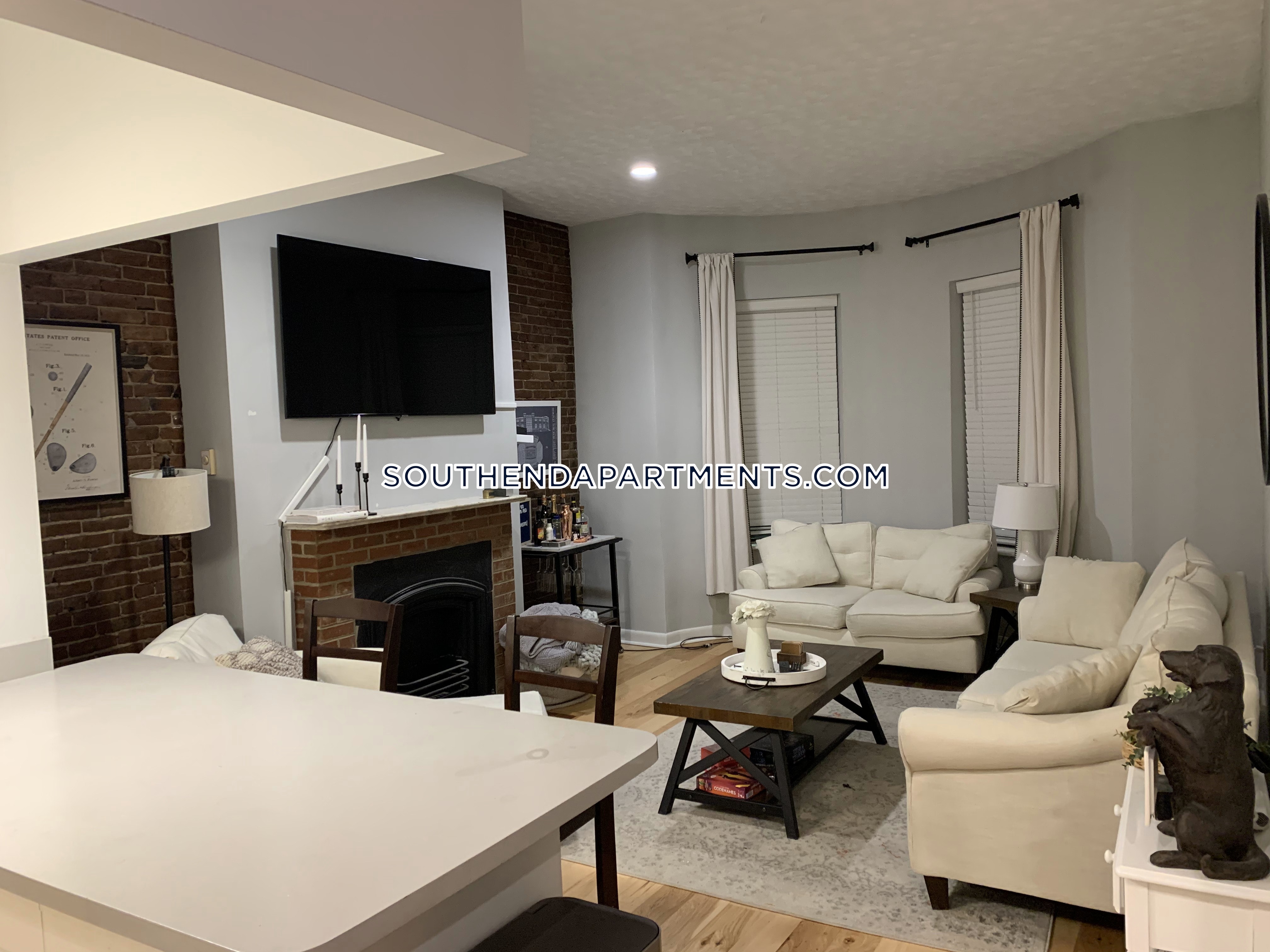 1 bed, 1 bath apartment for rent at 6 Yarmouth Unit 1, Back Bay — photo 2 of 10