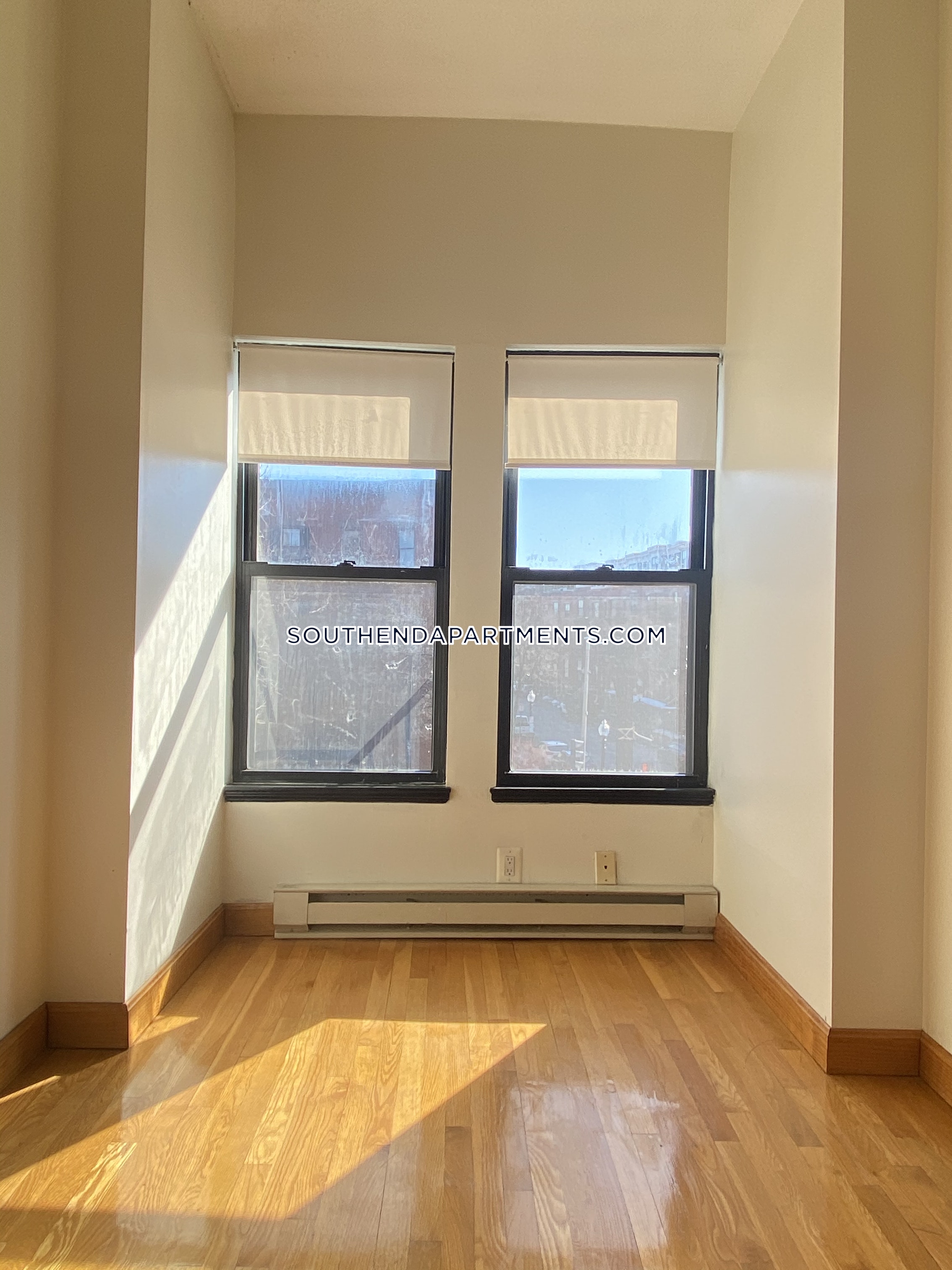 1 bed, 1 bath apartment for rent at 683 Tremont St Unit 1, South End — photo 6 of 7