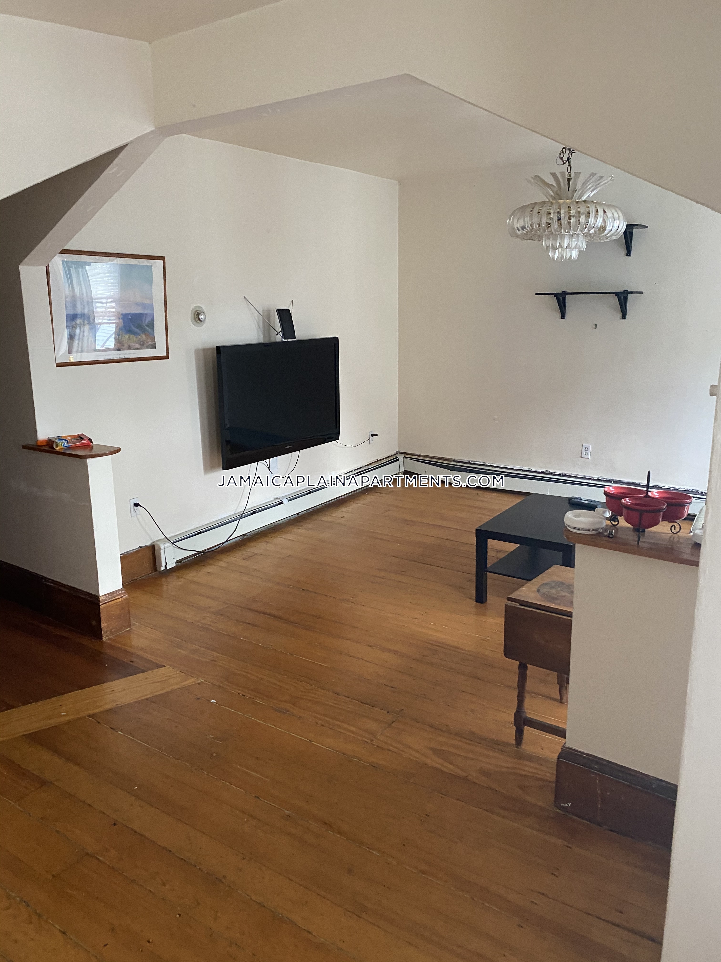 5 bed, 2 bath apartment for rent at 47 Creighton St Unit 3, Jamaica Plain — photo 94 of 117