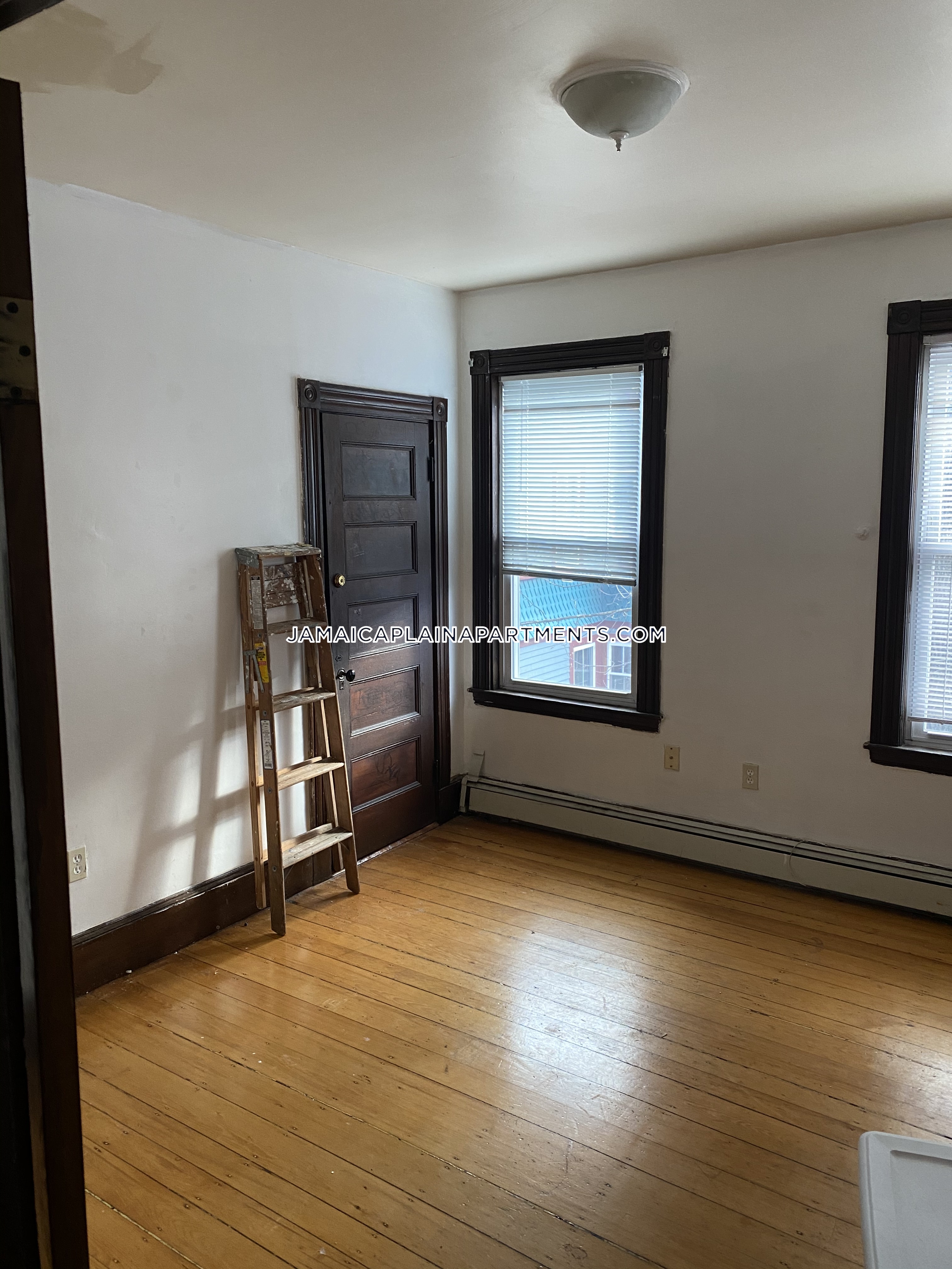 5 bed, 2 bath apartment for rent at 47 Creighton St Unit 3, Jamaica Plain — photo 96 of 117