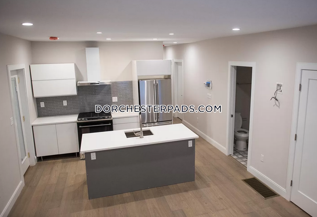 3 bed, 2 bath apartment for rent at 48 Tuttle Unit 1, Dorchester — photo 2 of 9