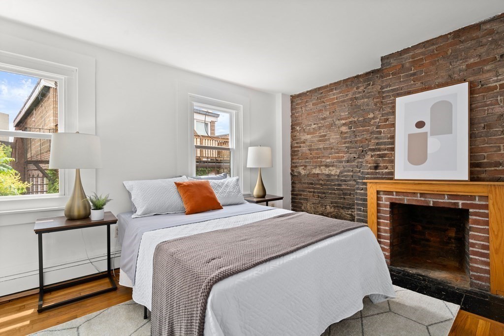 5 Melrose St, Back Bay