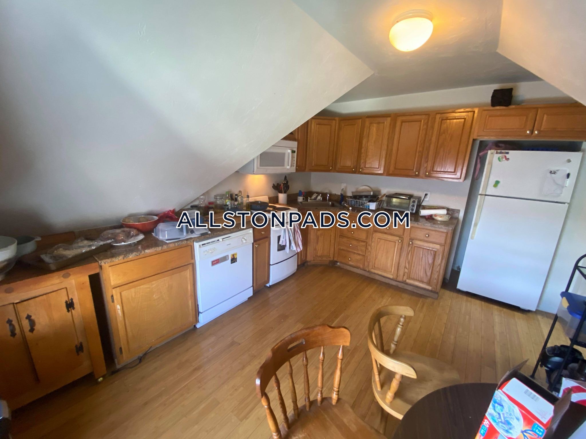 4 bed, 1 bath apartment for rent at 18 Greylock Rd Unit U3, Allston — photo 2 of 21