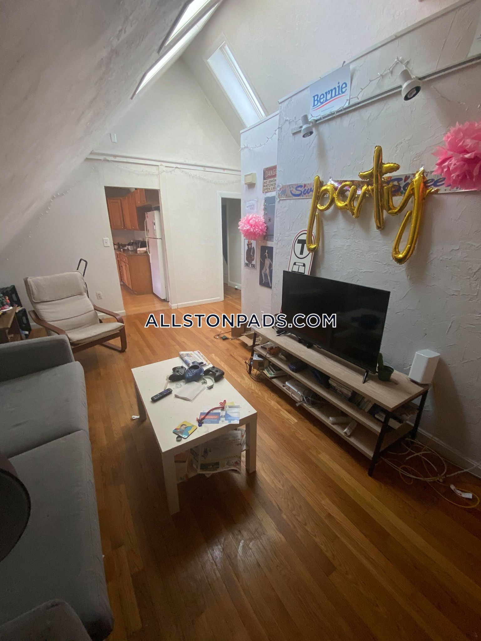 4 bed, 1 bath apartment for rent at 18 Greylock Rd Unit U3, Allston — photo 21 of 21