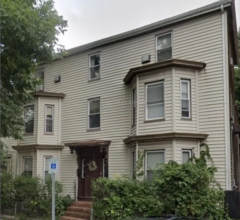 251 Broadway, The Port