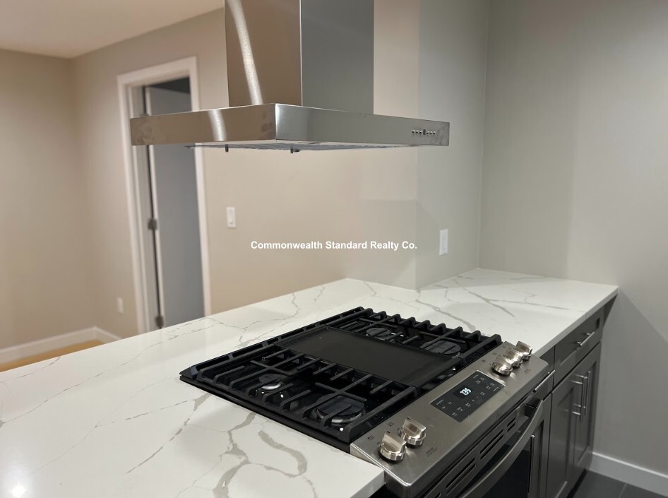 1661-1663 Washington St, South End