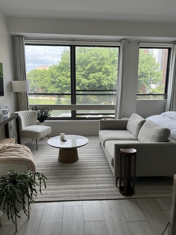 1166 Washington St, South End