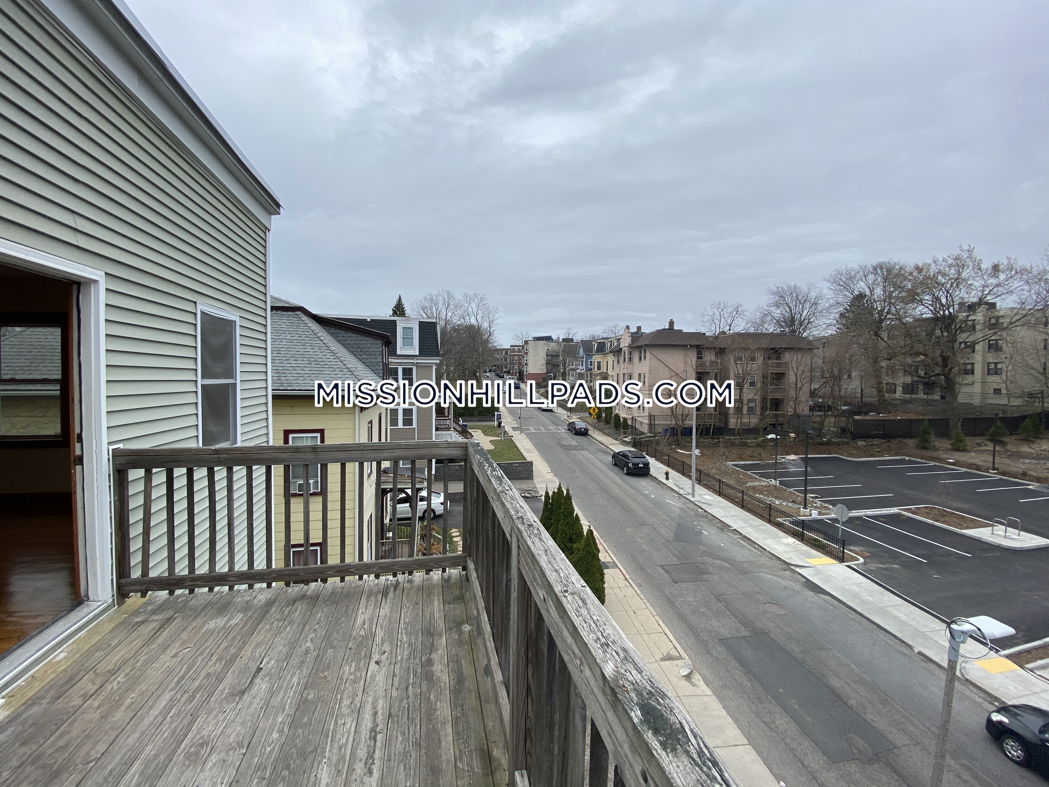 3 bed, 2 bath apartment for rent at 10 Westminster Ave Unit 3, Roxbury — photo 32 of 33