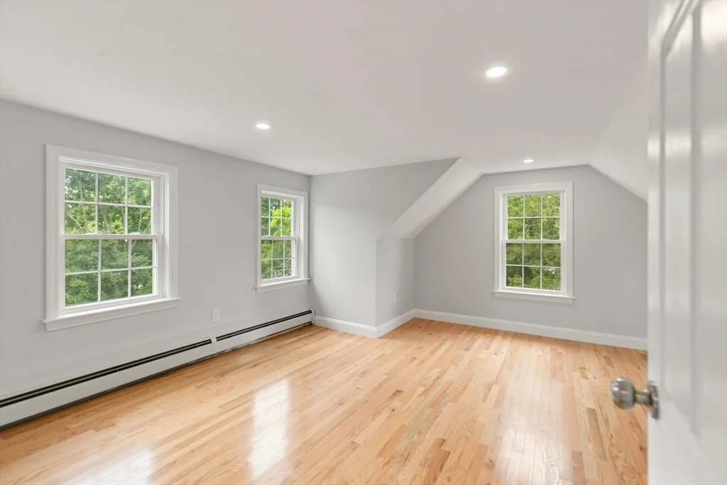63 Pleasant St, Rowley
