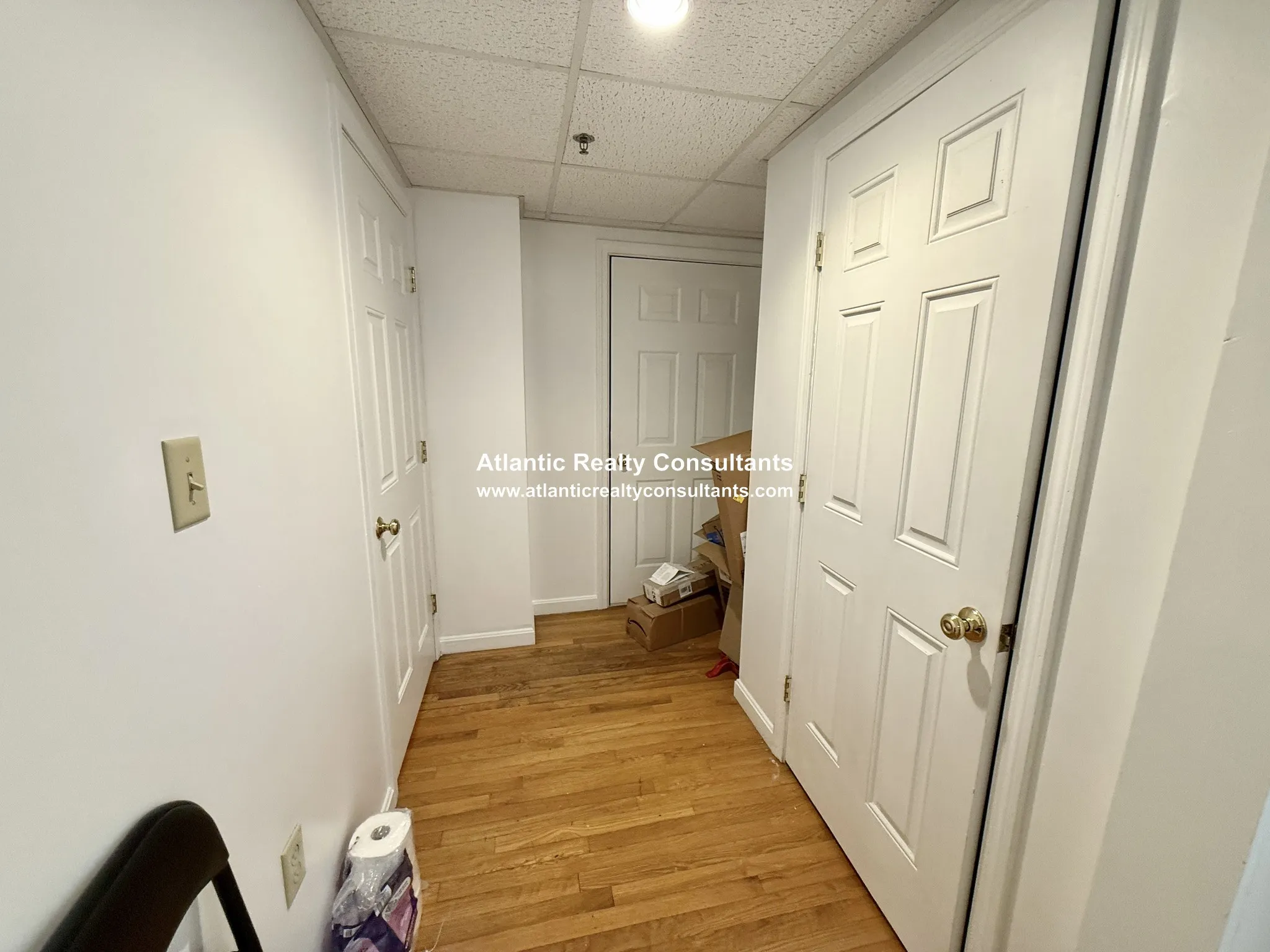 1061 Beacon St, Longwood