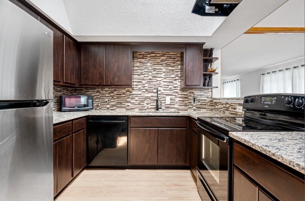 98 Eastern Ave, Worcester