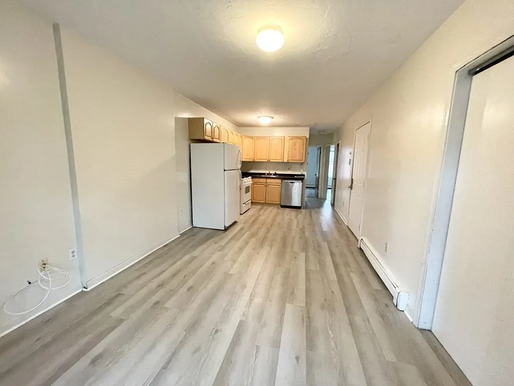 92 Hammond St, South End