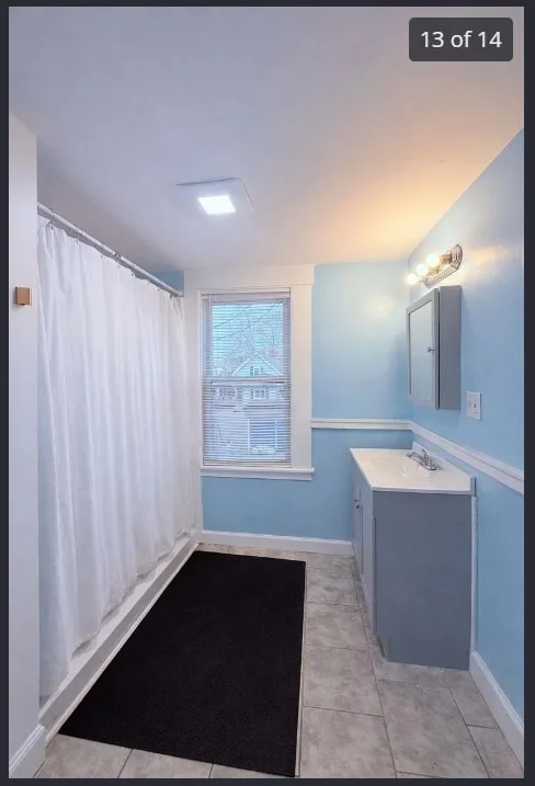 405 Lakeview Ave, Lowell