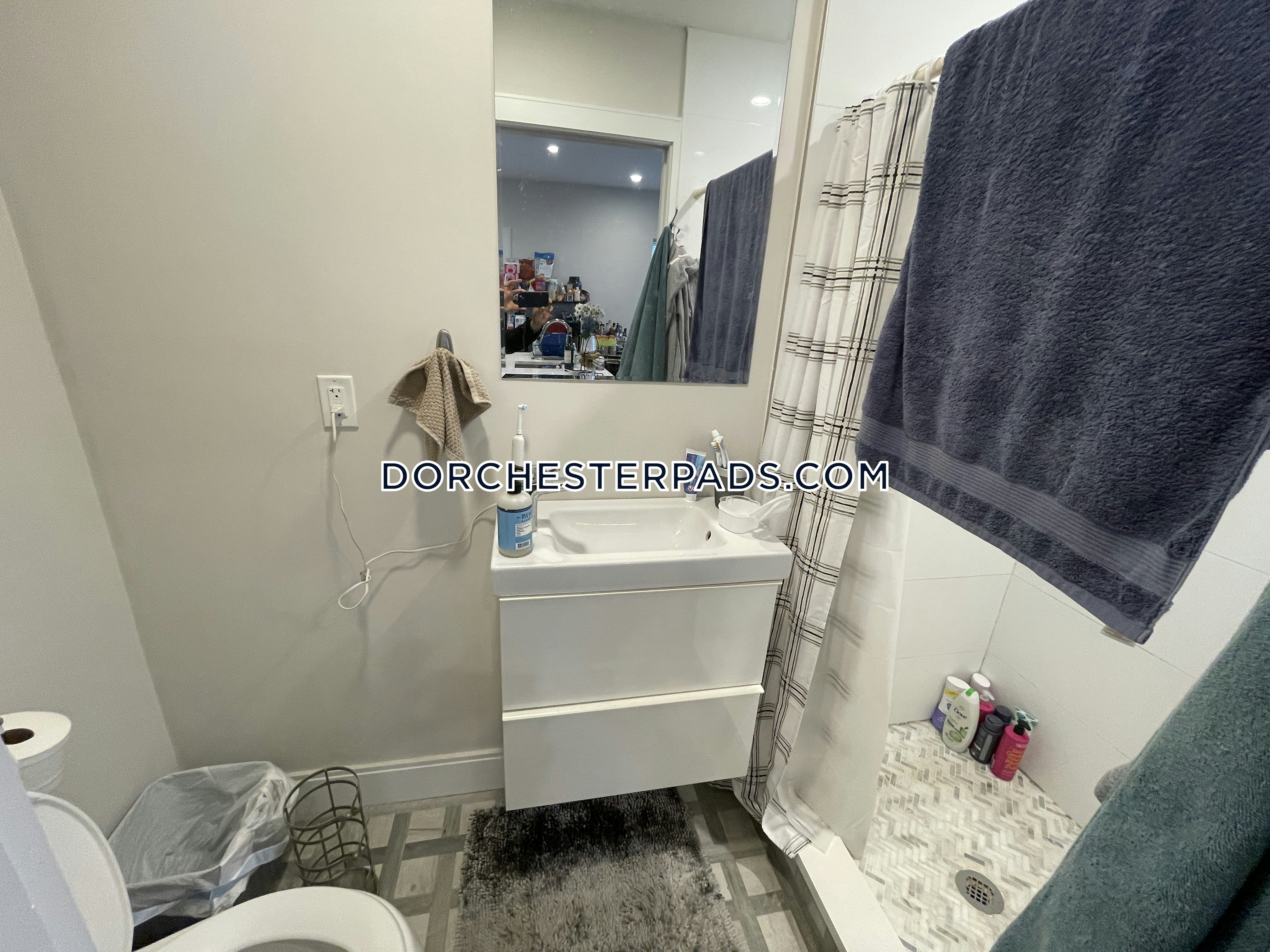 3 bed, 2 bath apartment for rent at 48 Tuttle Unit 1, Dorchester — photo 6 of 9
